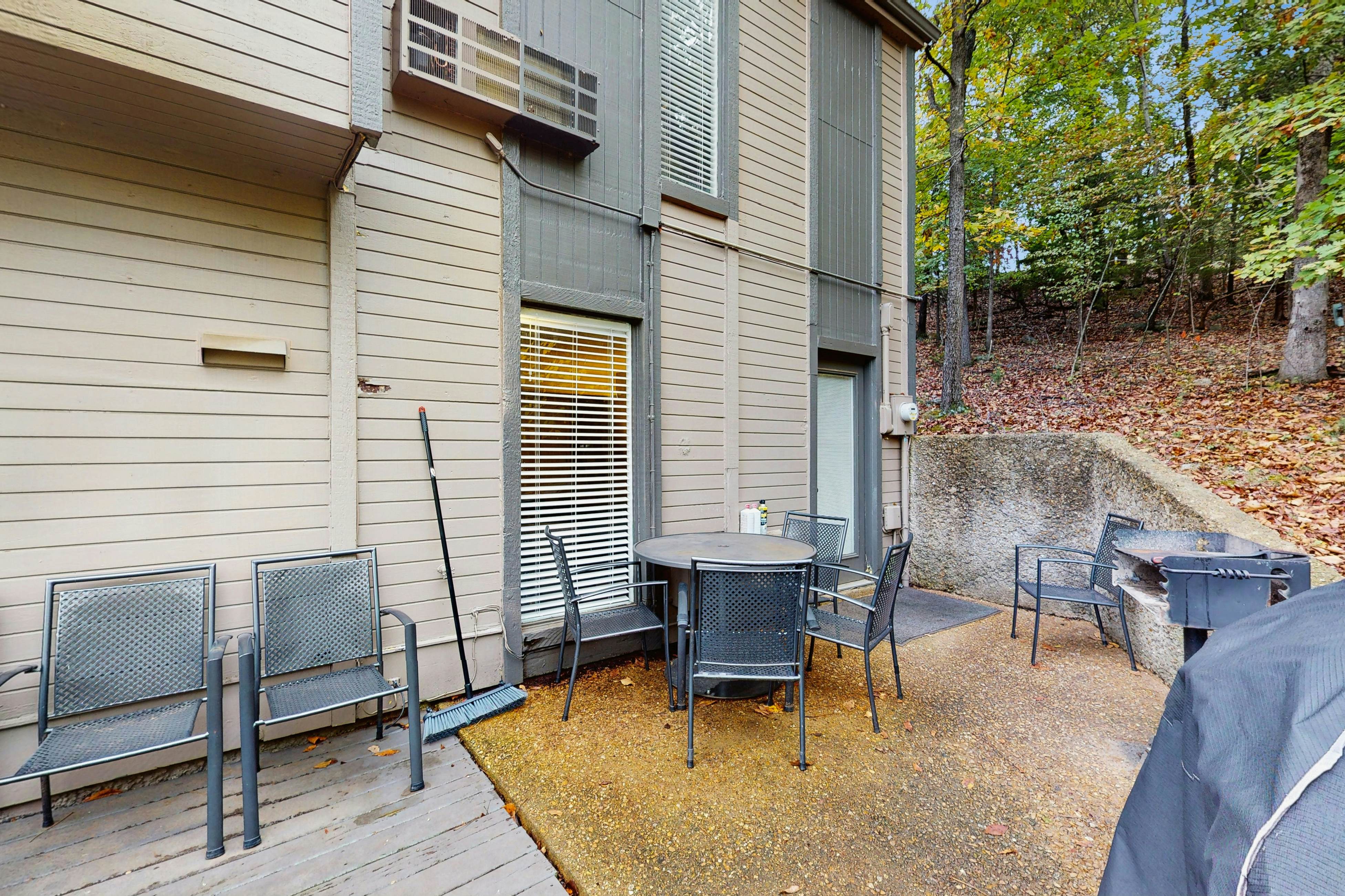 Osage Beach King’s Escape- Unit A