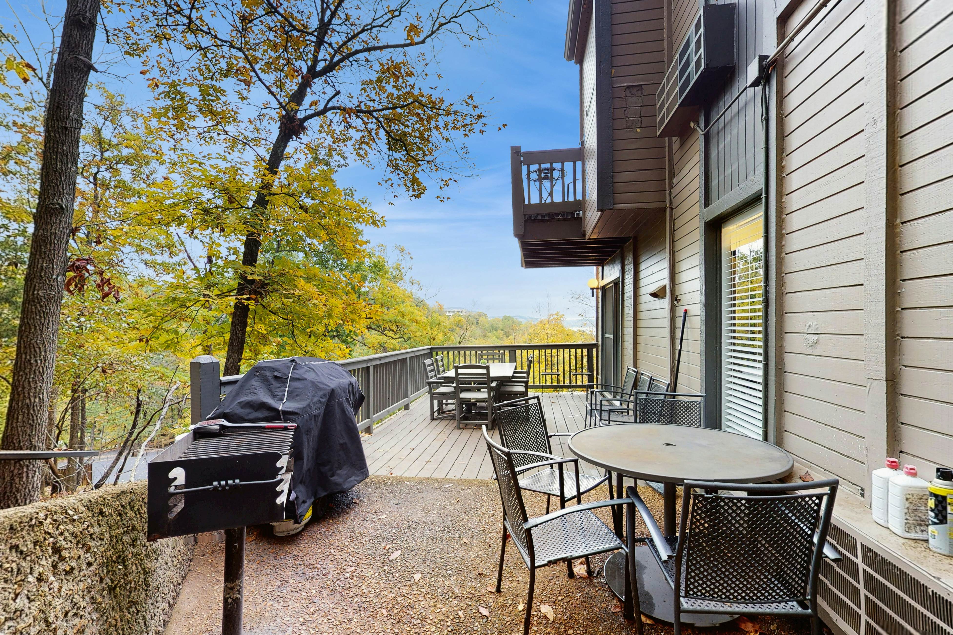 Osage Beach King’s Escape- Unit A