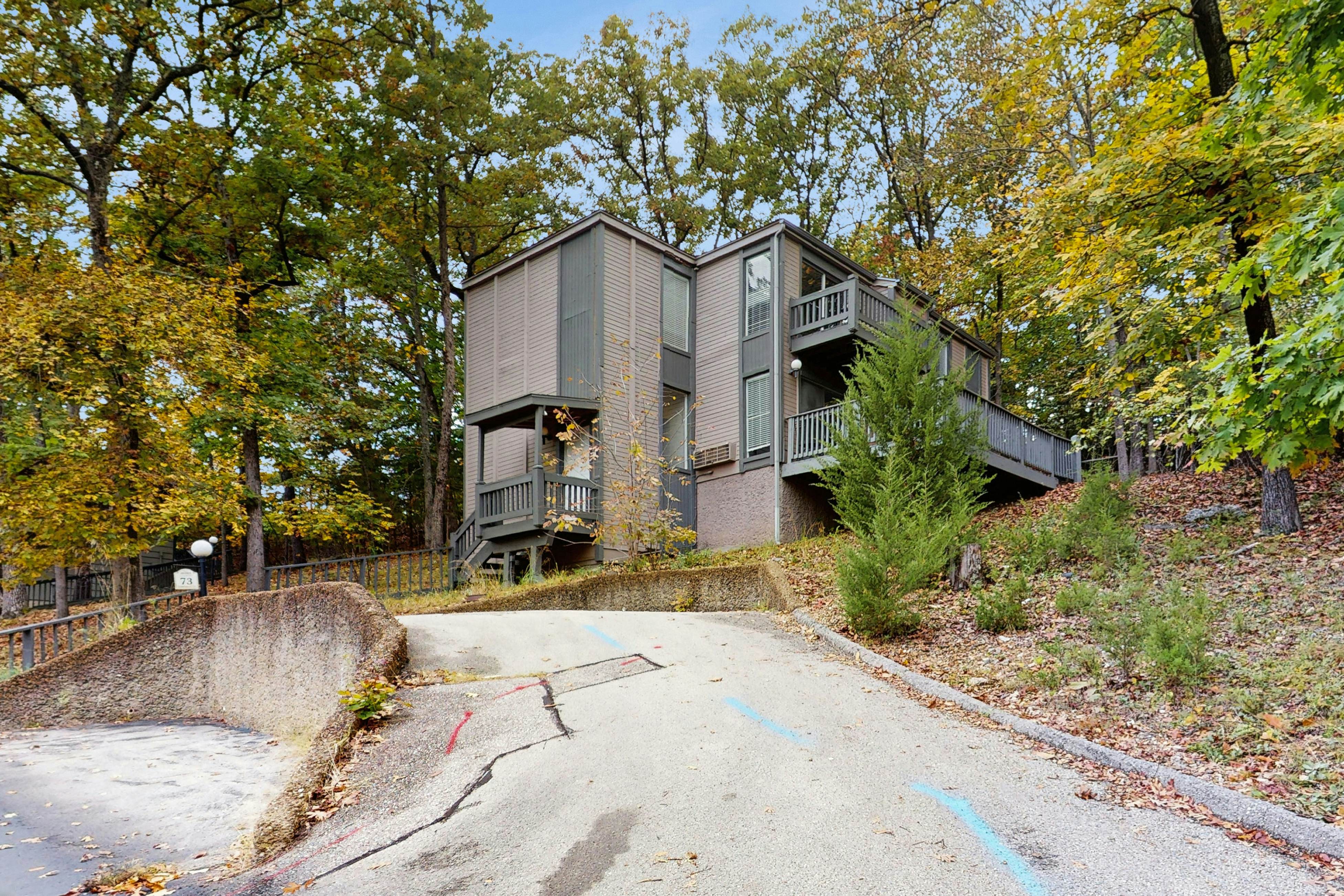 Osage Beach King’s Escape- Unit B