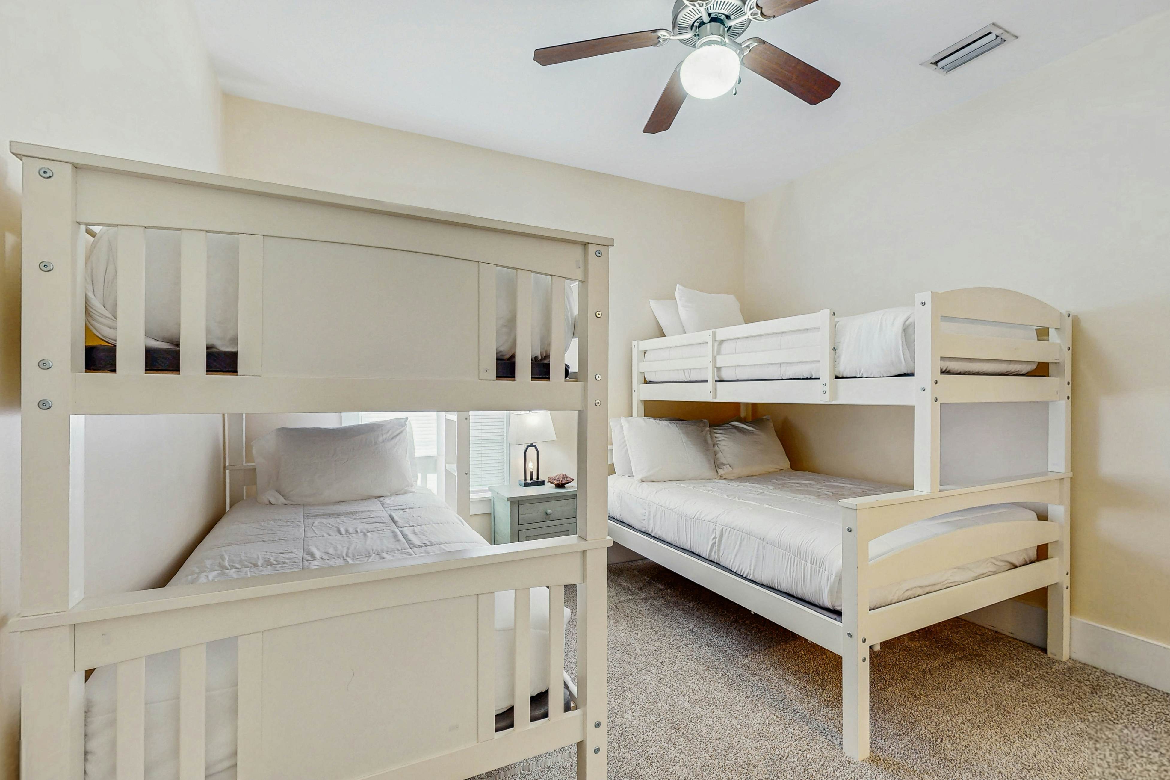 Barefoot Cottages D135 : Sandy Turtle