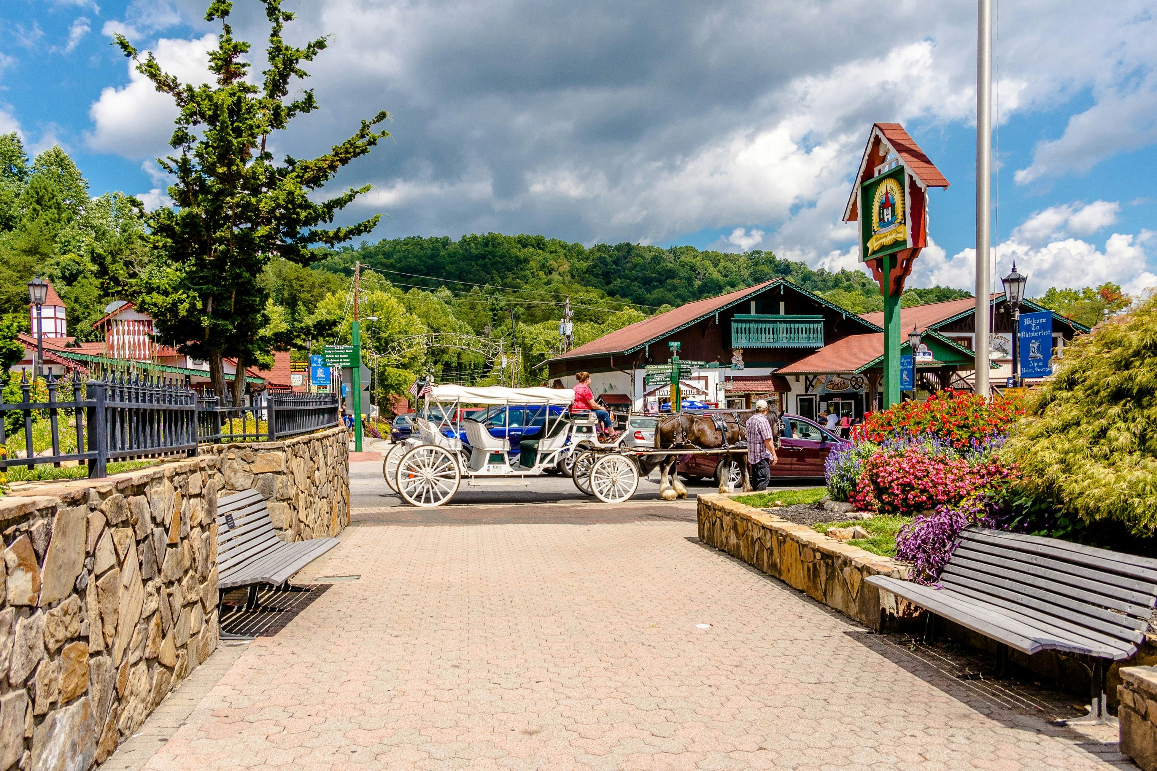 Hawk’s Landing at Innsbruck 