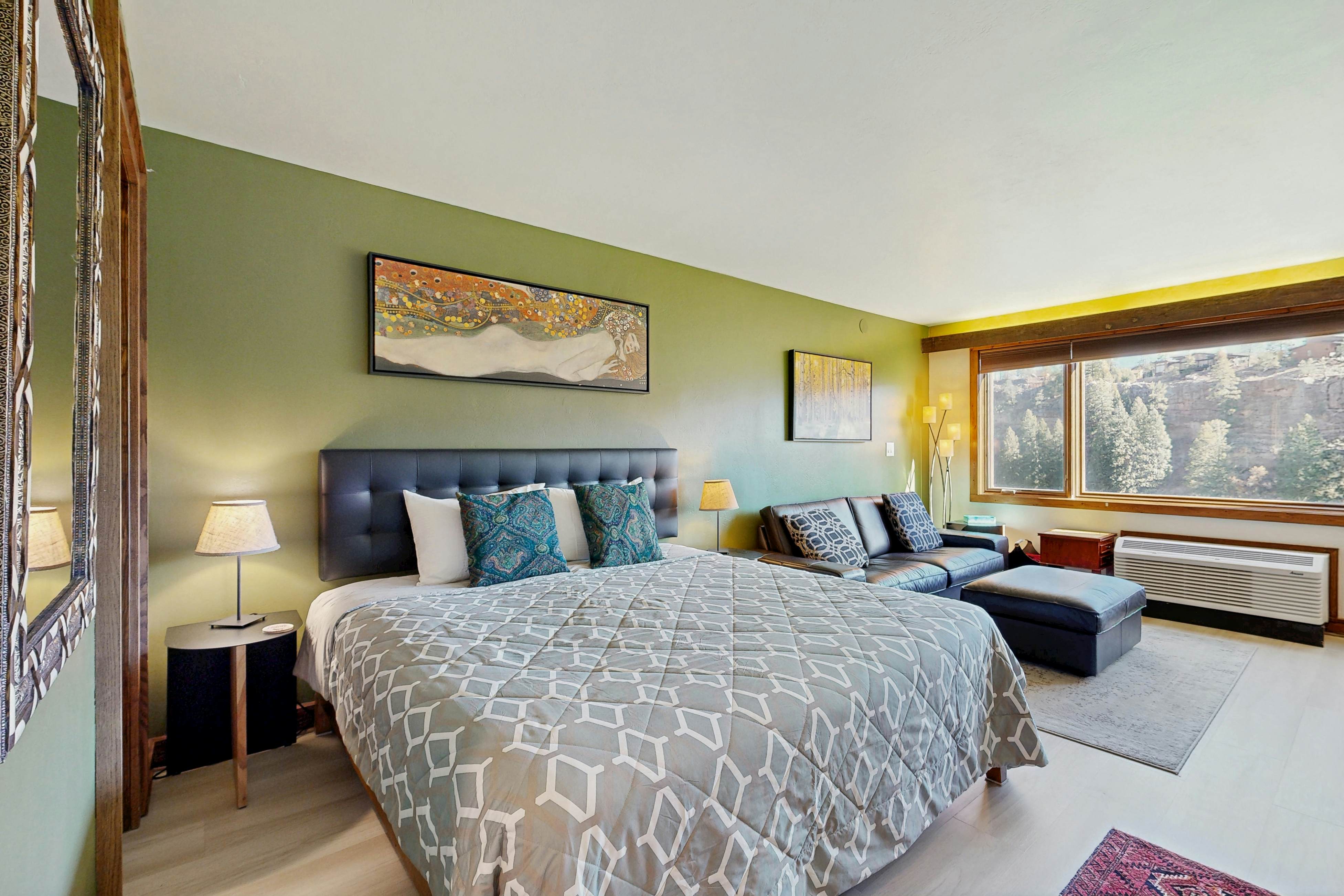 Million Dollar View- 419