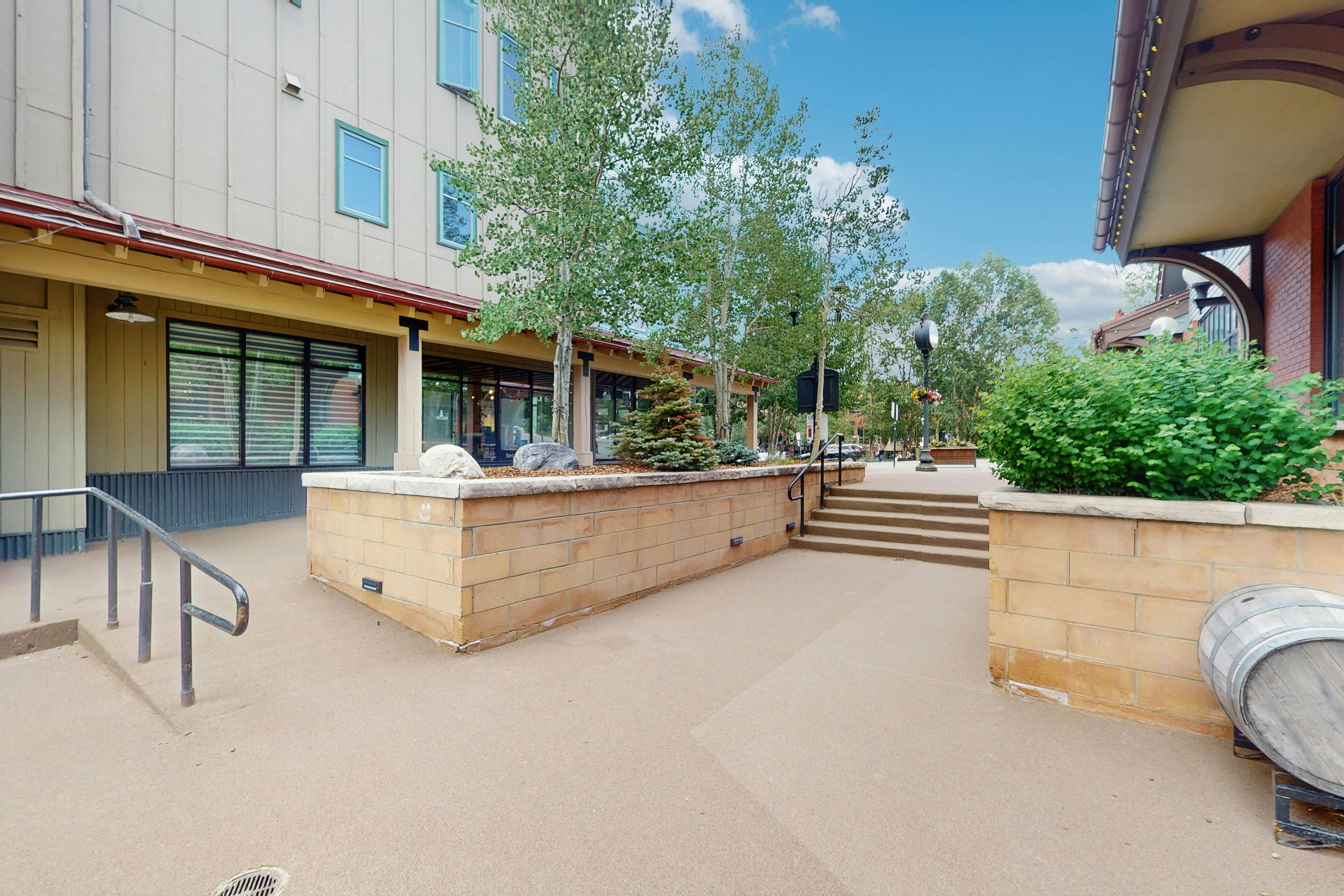 Main Street Station #1210