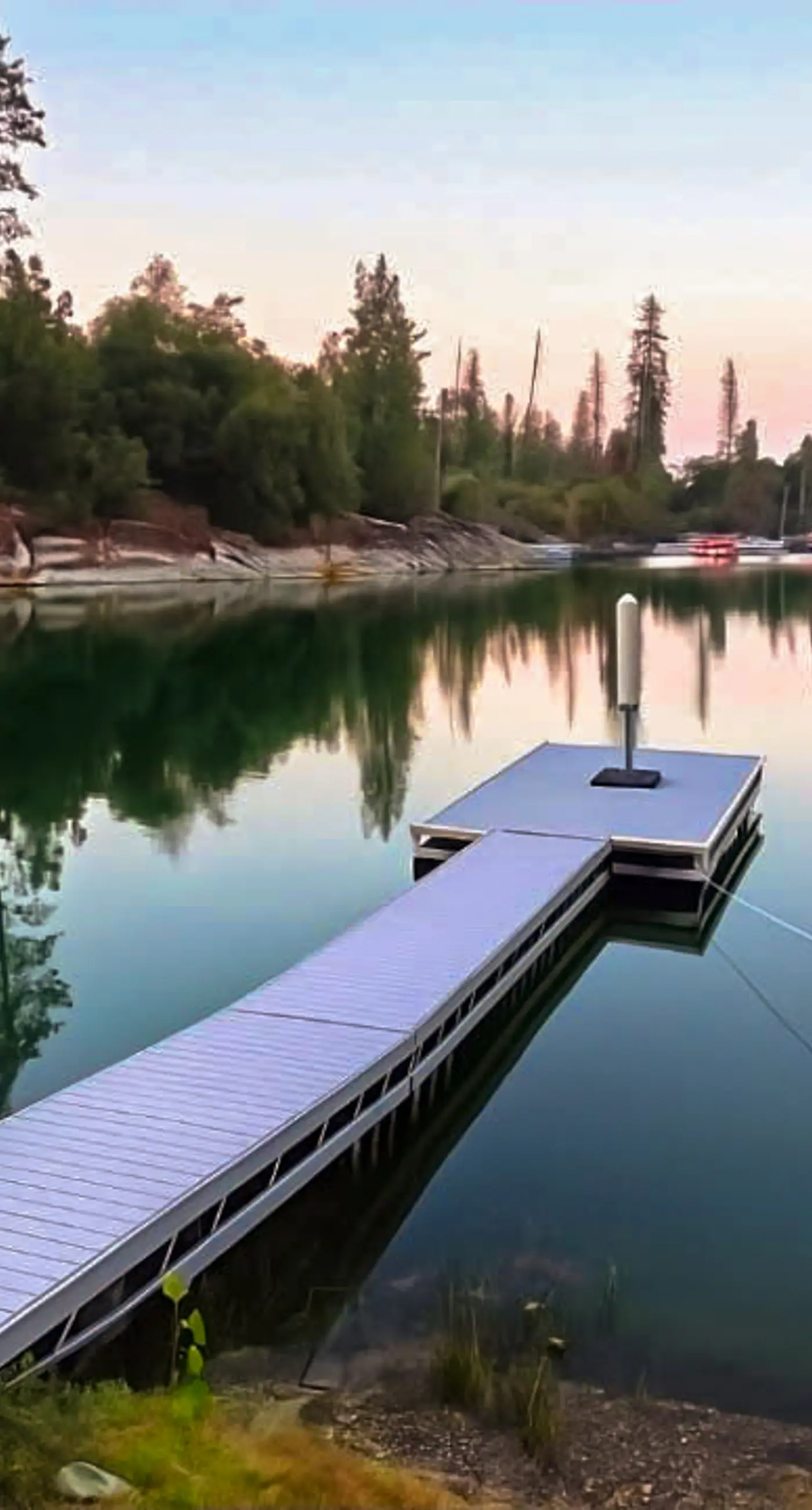 Todd's Lakeside Getaway