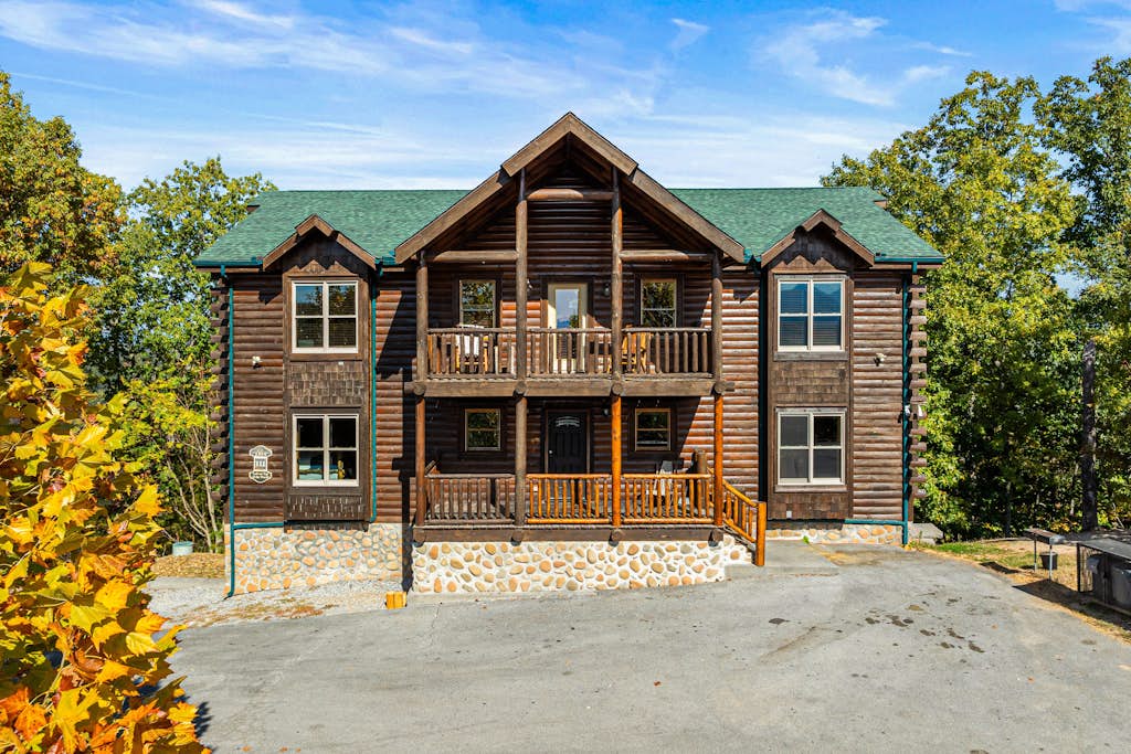 Legacy Mountain Resort – Left on Top of the World