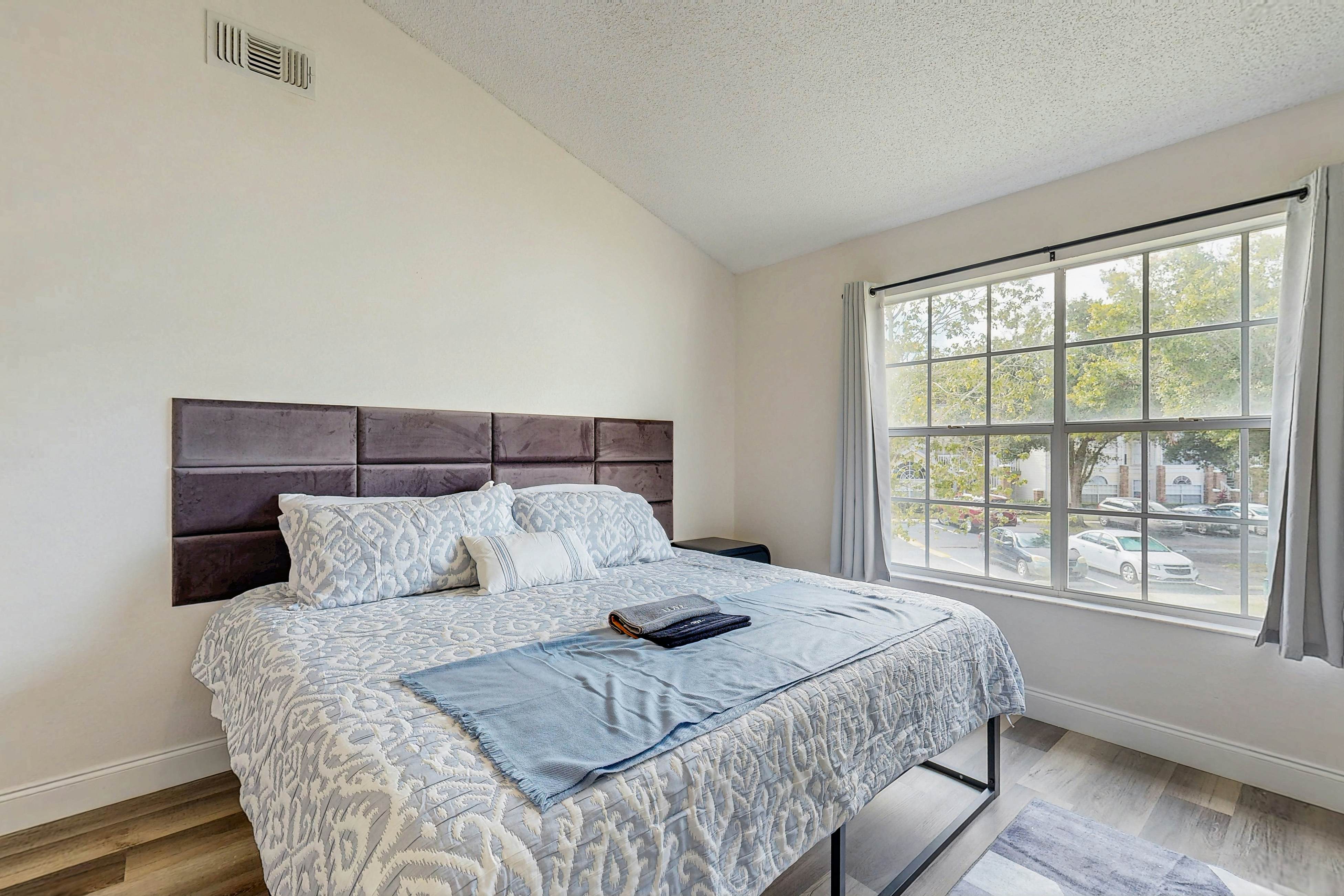 Laguna Life Vacations