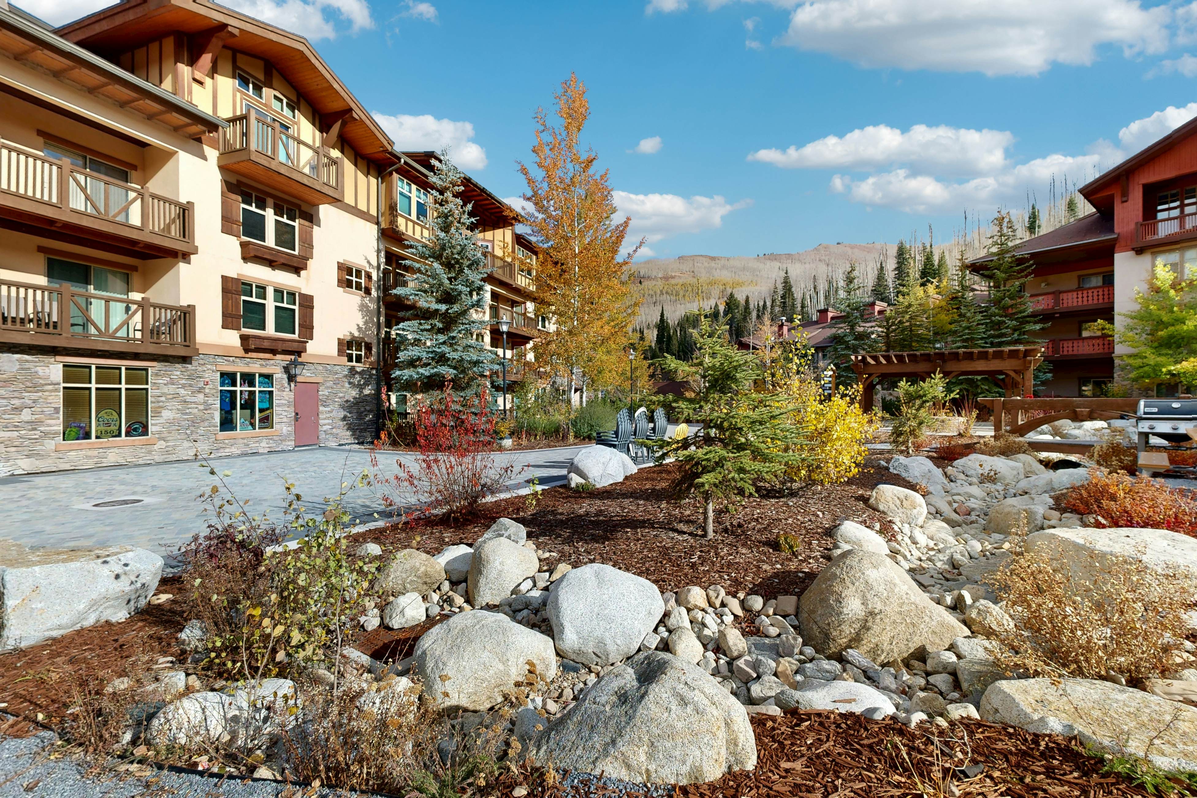 Eagle Springs East 206 - White Fir Suite