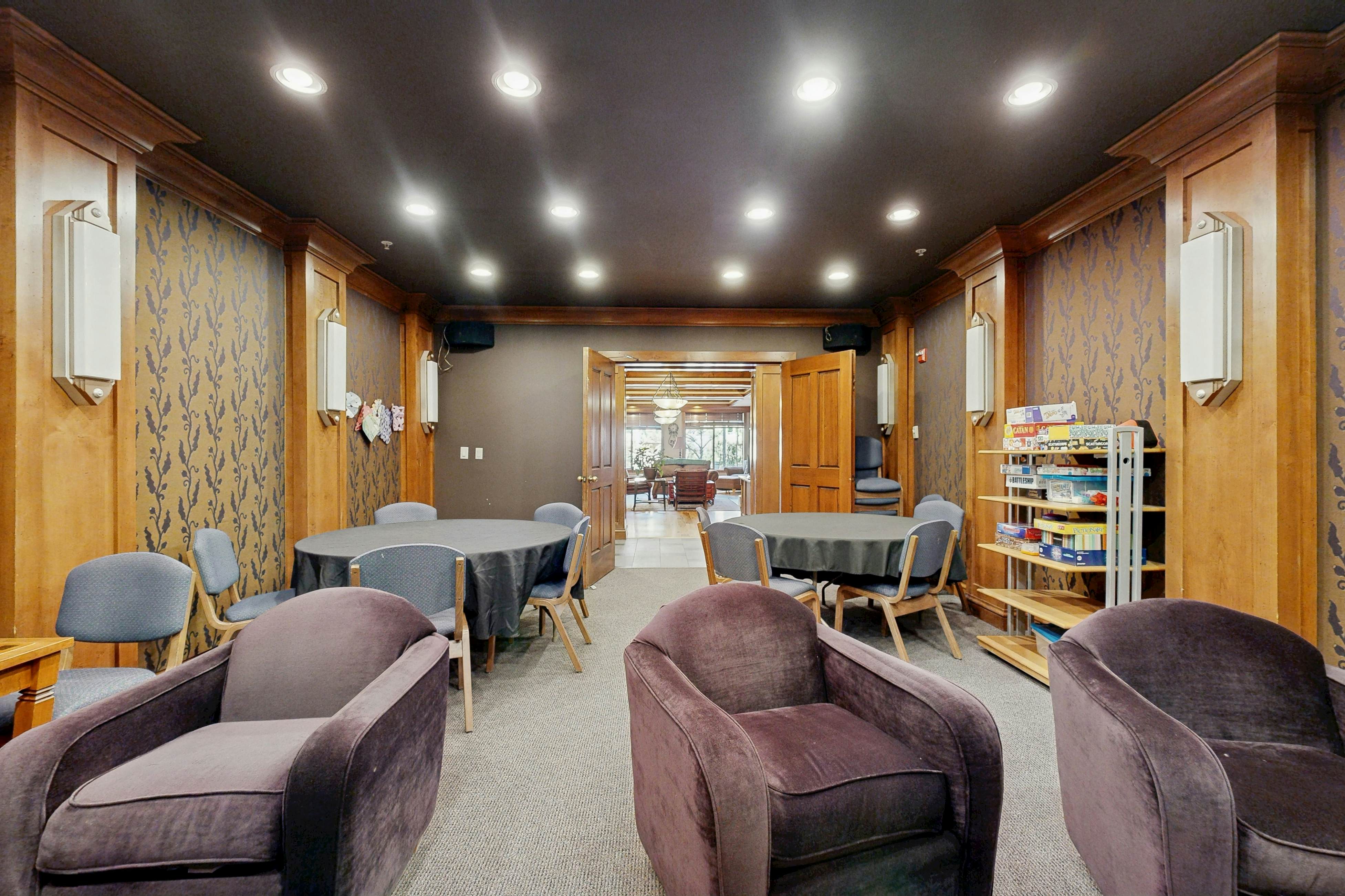 Powderhorn Lodge 311 - Poppy Suite