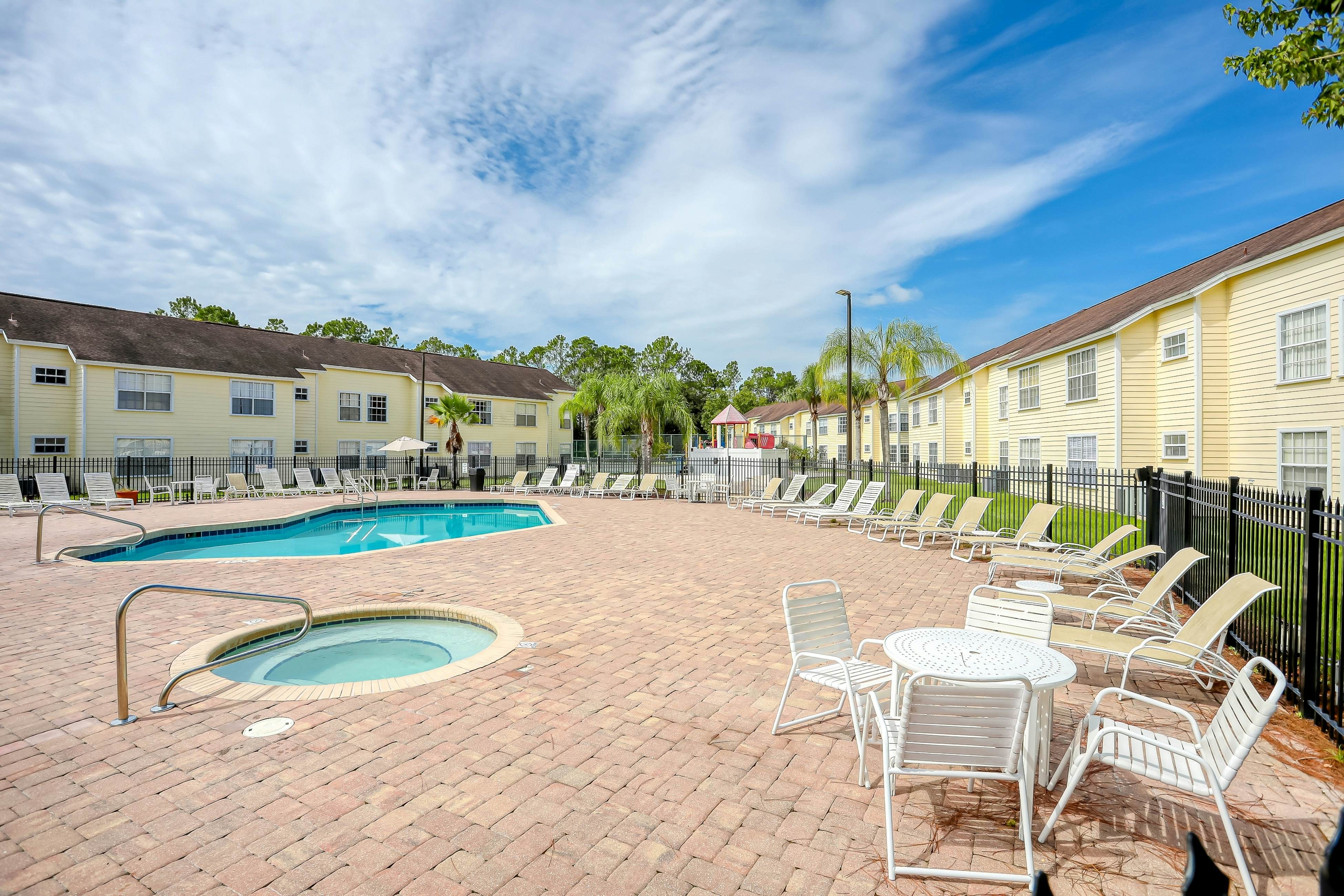 Laguna Life Vacations