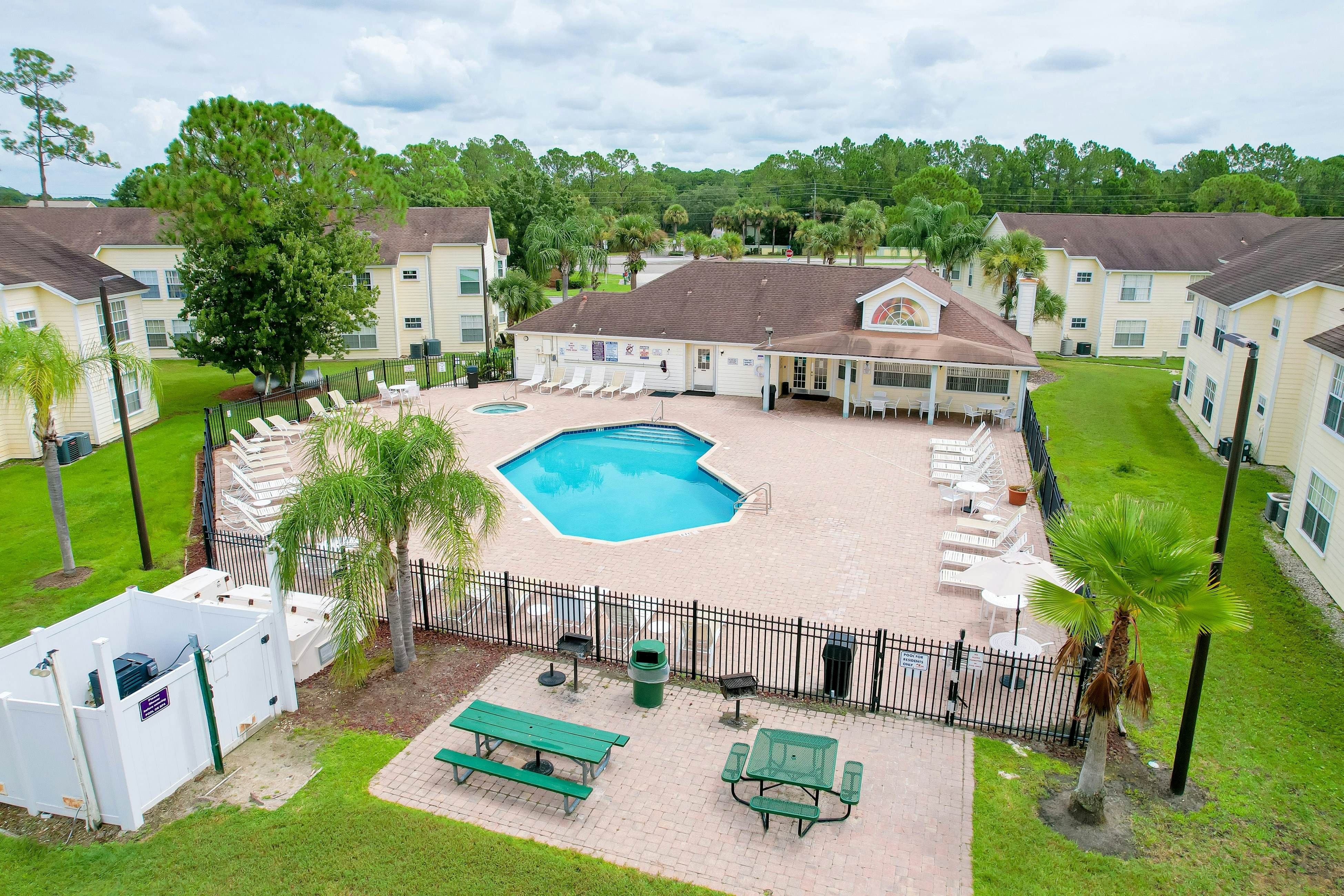 Laguna Life Vacations