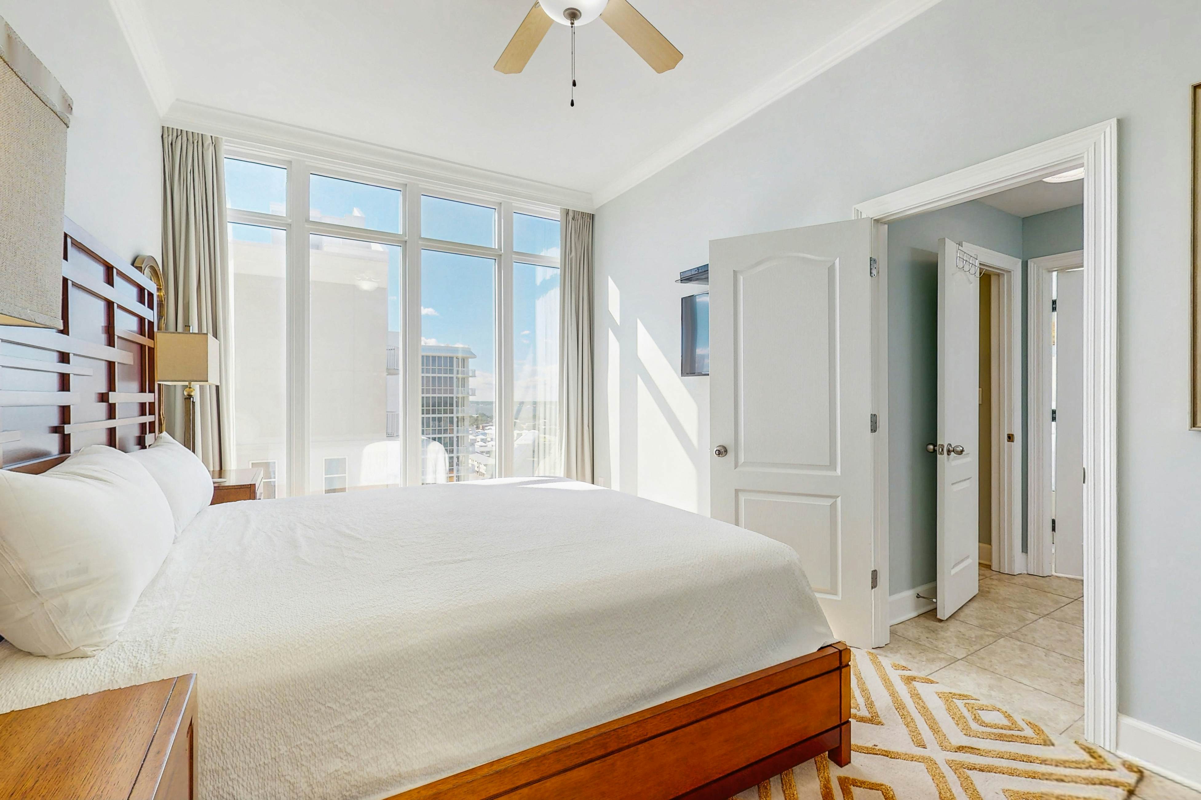 Phoenix Gulf Shores 1401 - Glamour on the Gulf