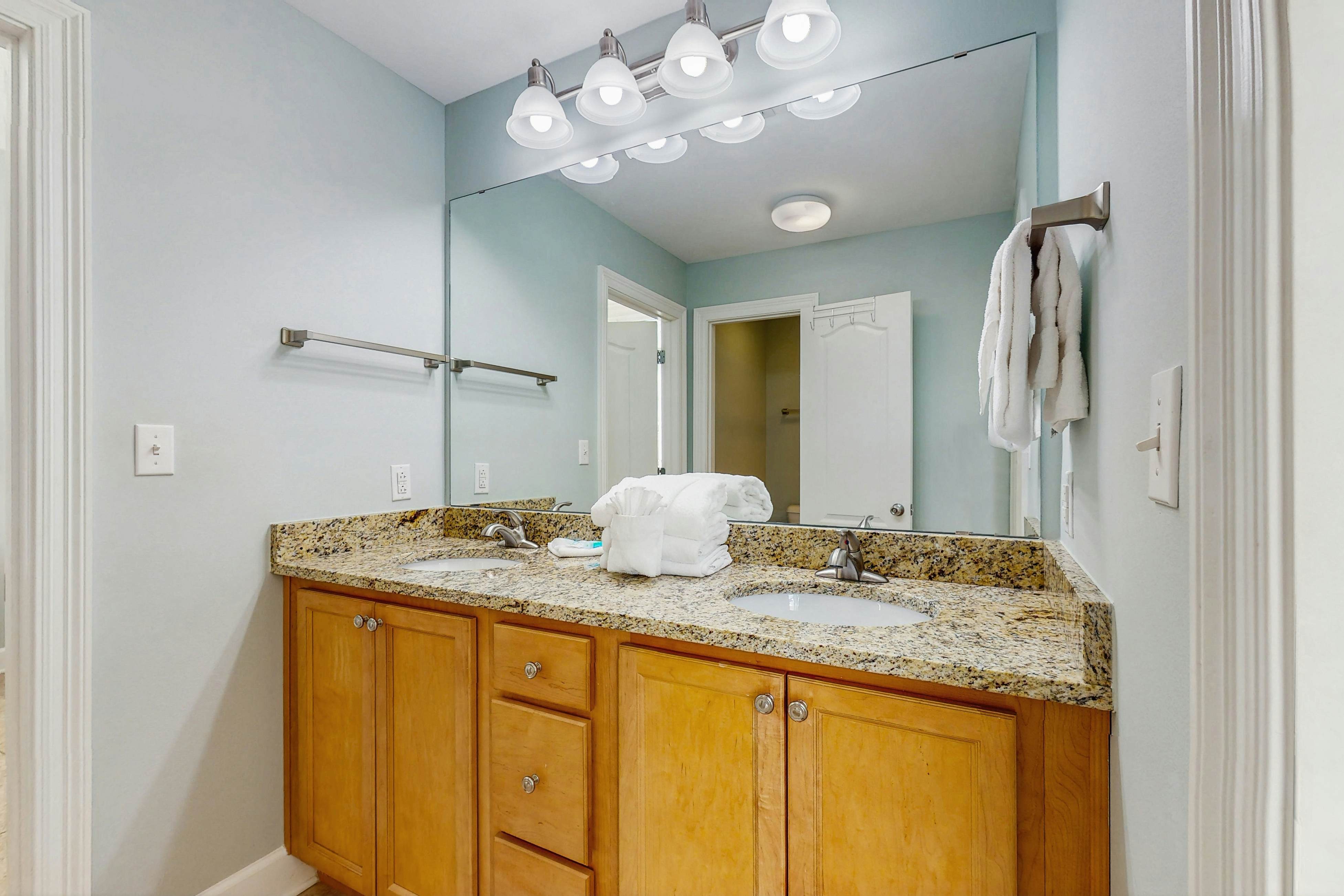 Phoenix Gulf Shores 1401 - Glamour on the Gulf