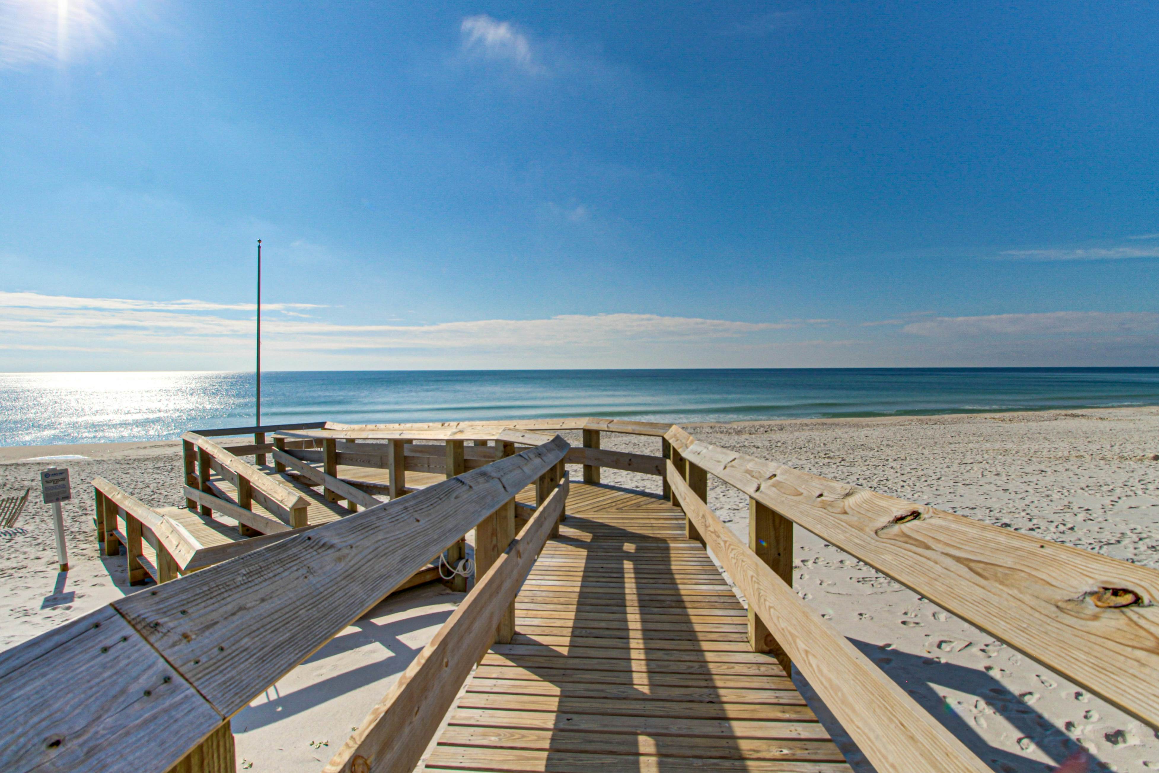 Phoenix Gulf Shores 1401 - Glamour on the Gulf