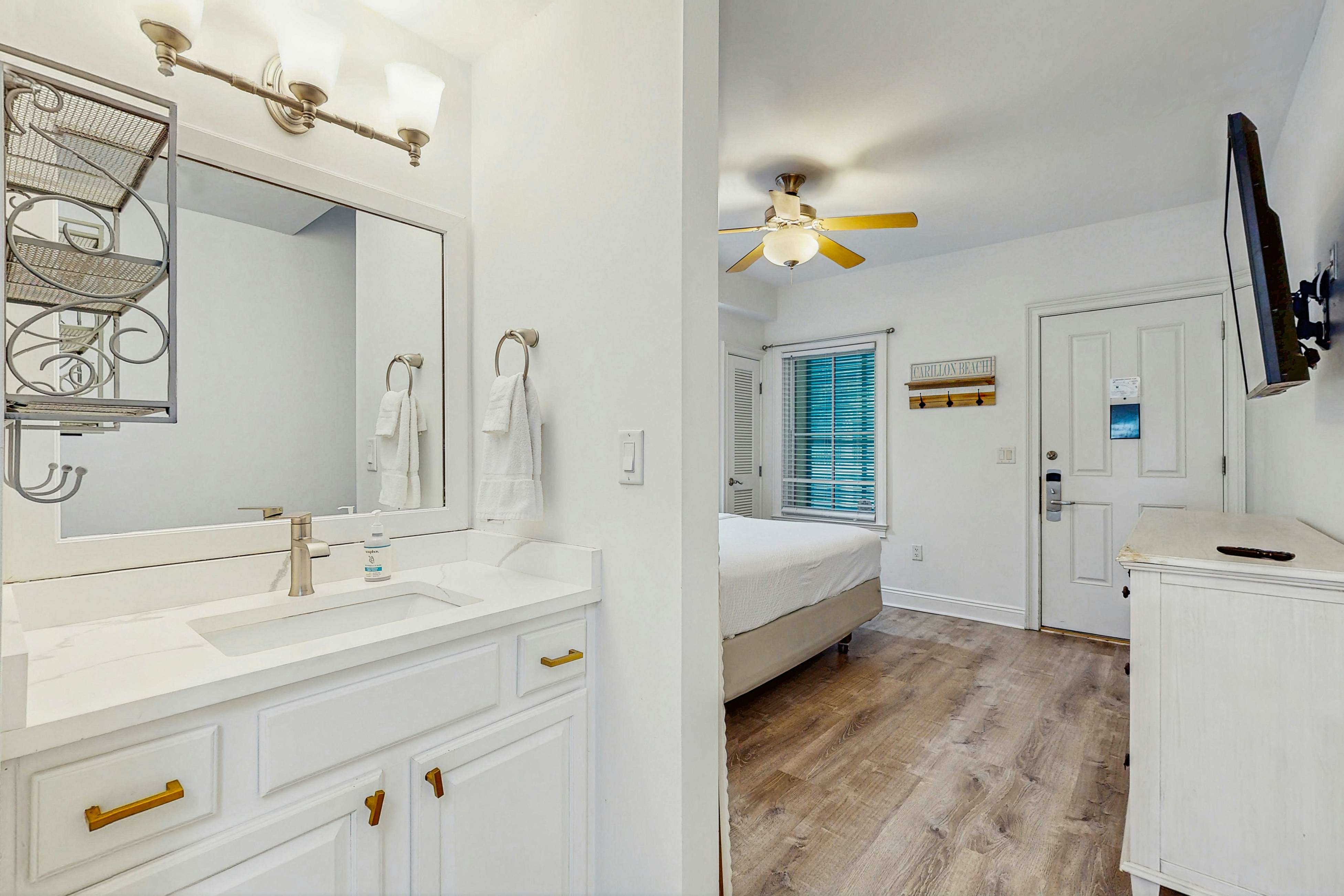 Carillon Beach Inn 205