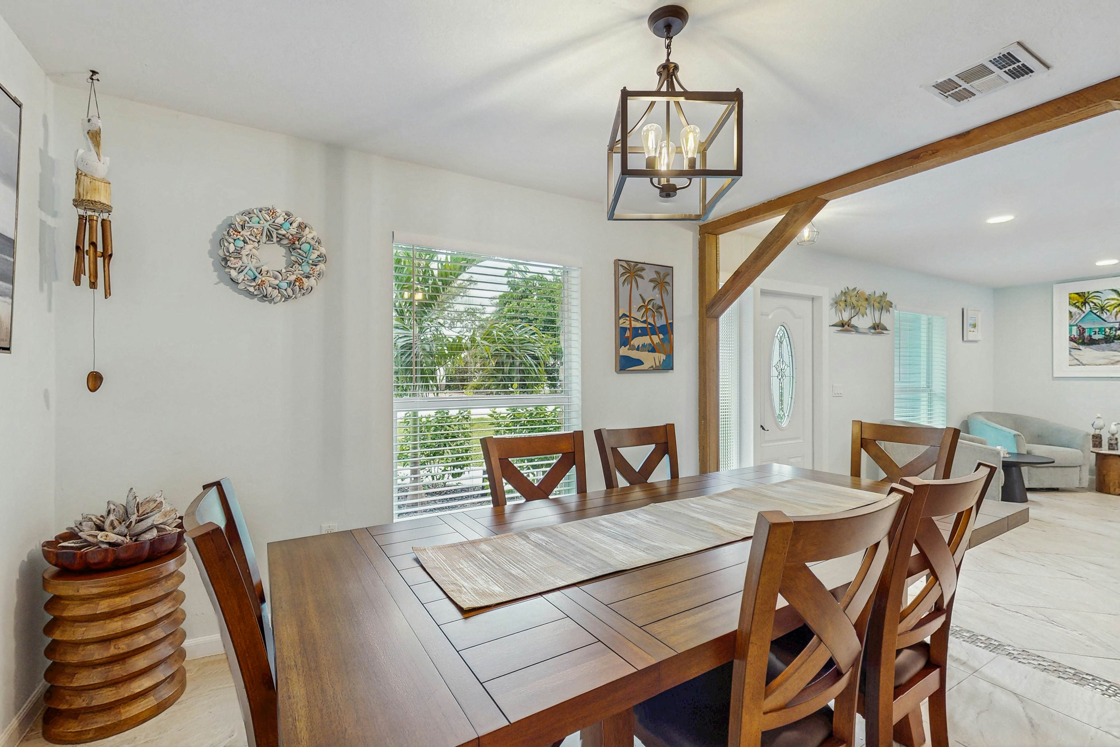 Good Times & Tan Lines