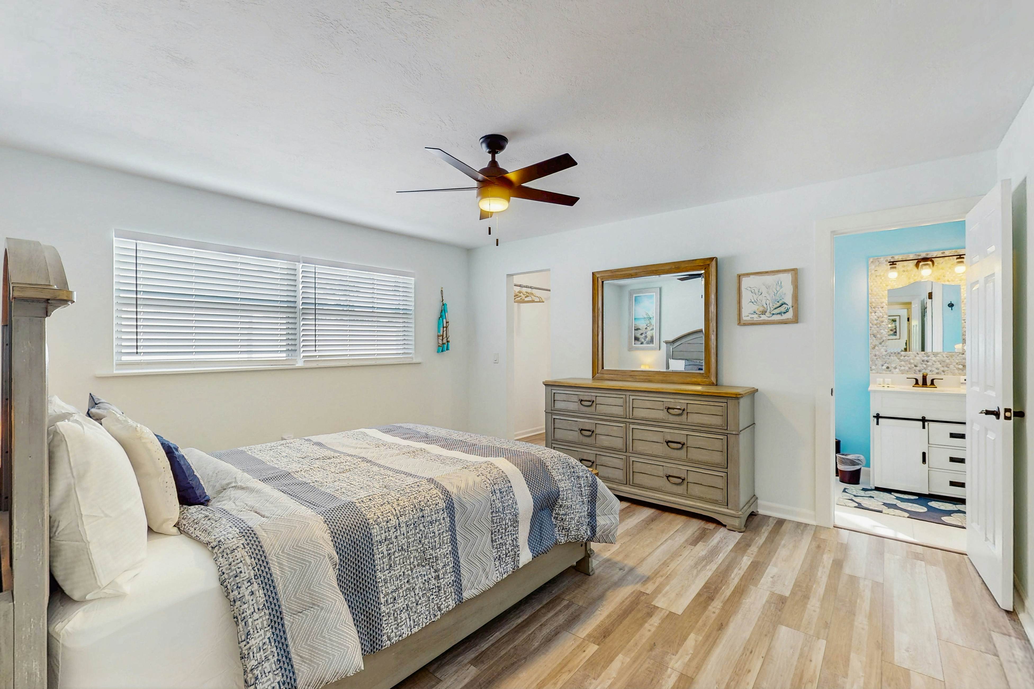 Good Times & Tan Lines