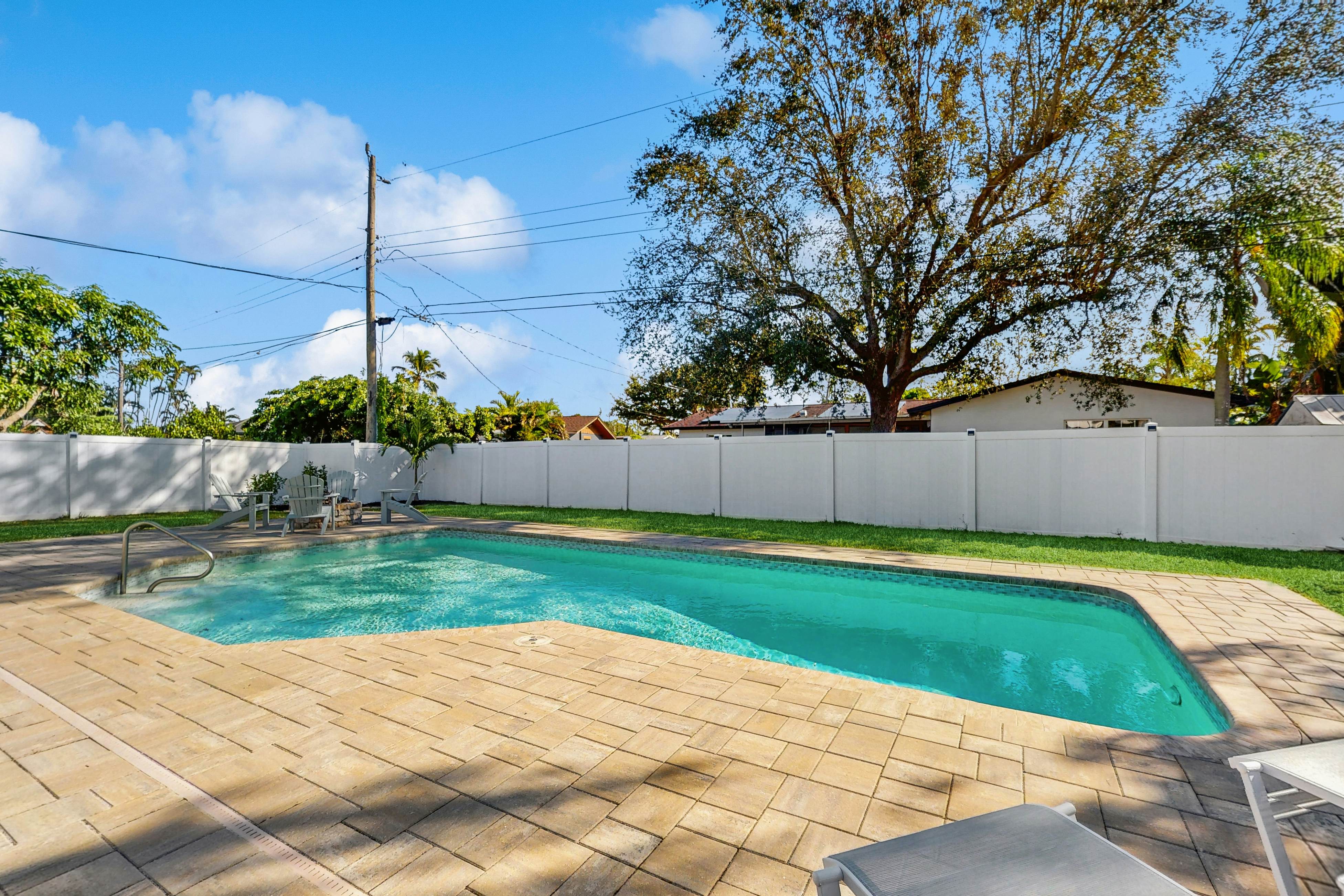 Good Times & Tan Lines