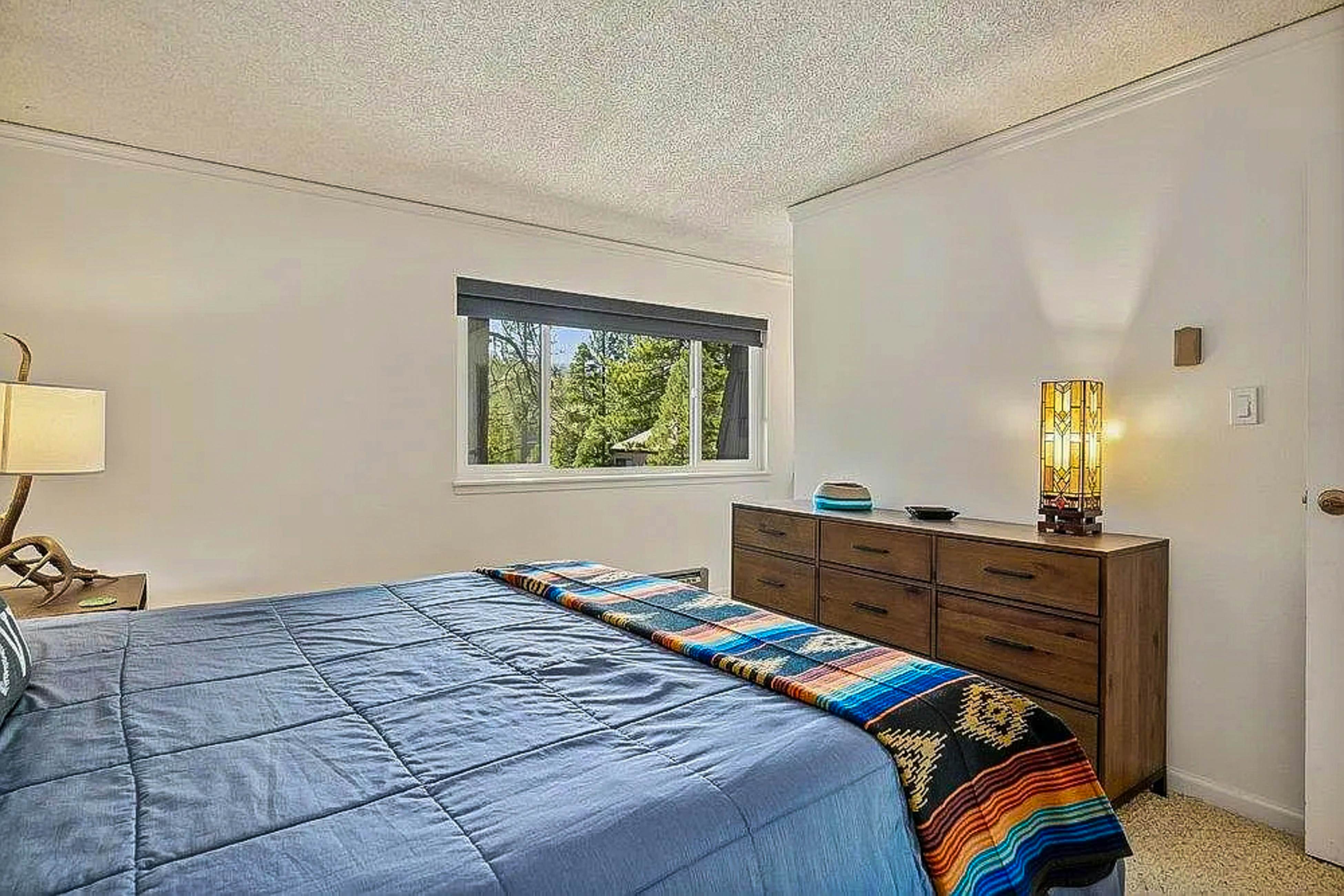 Summit & Shore Chalet 