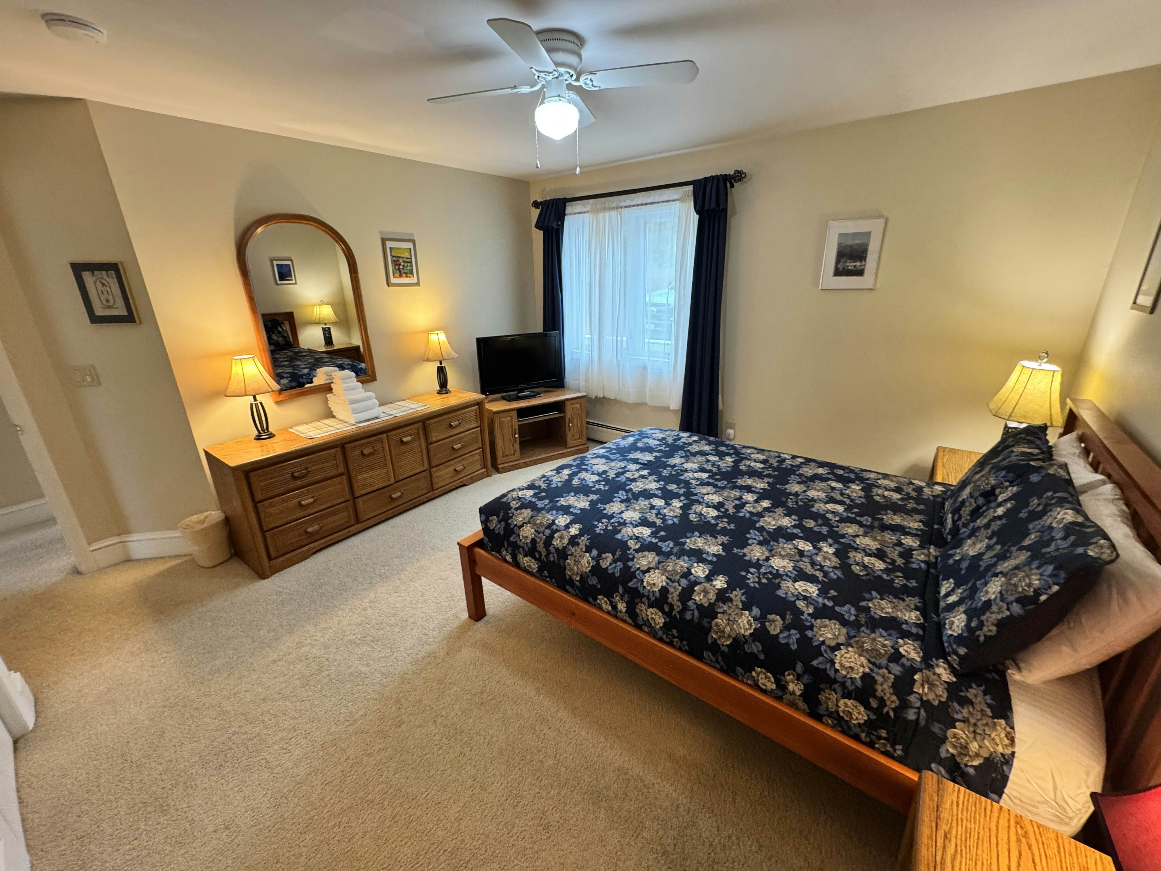 Mountainside Resort J203