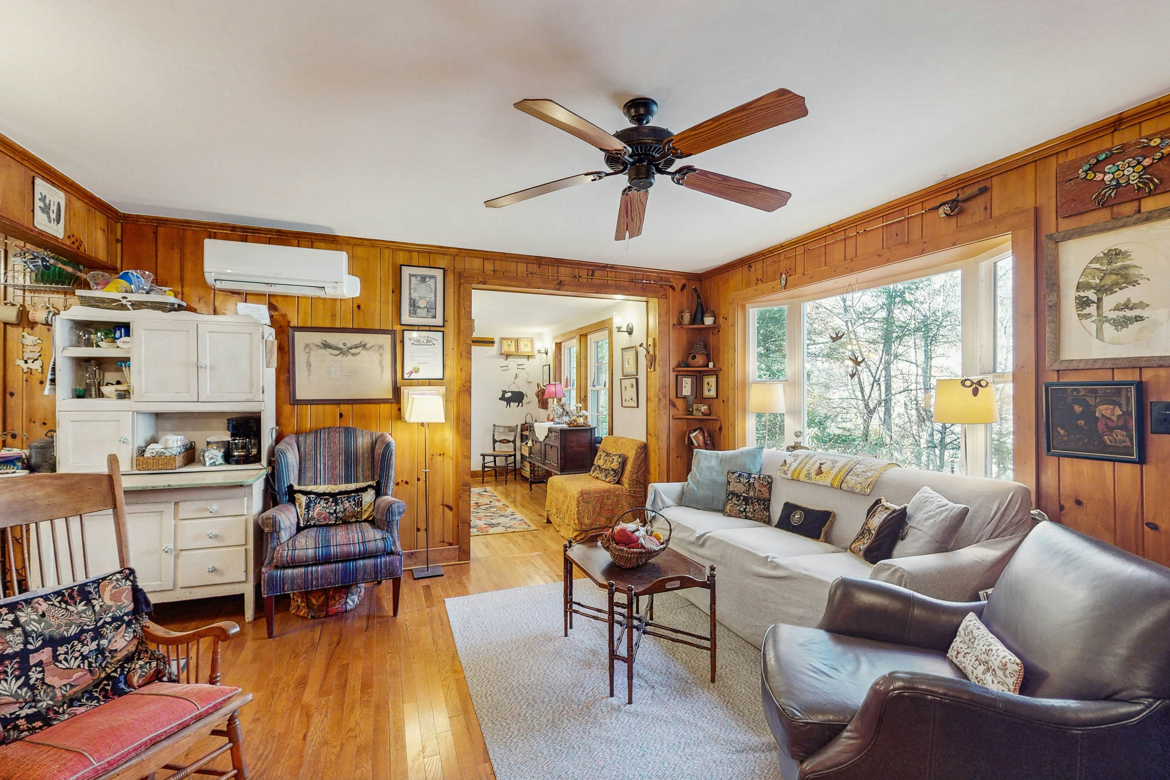 Cozy Mountain Getaway