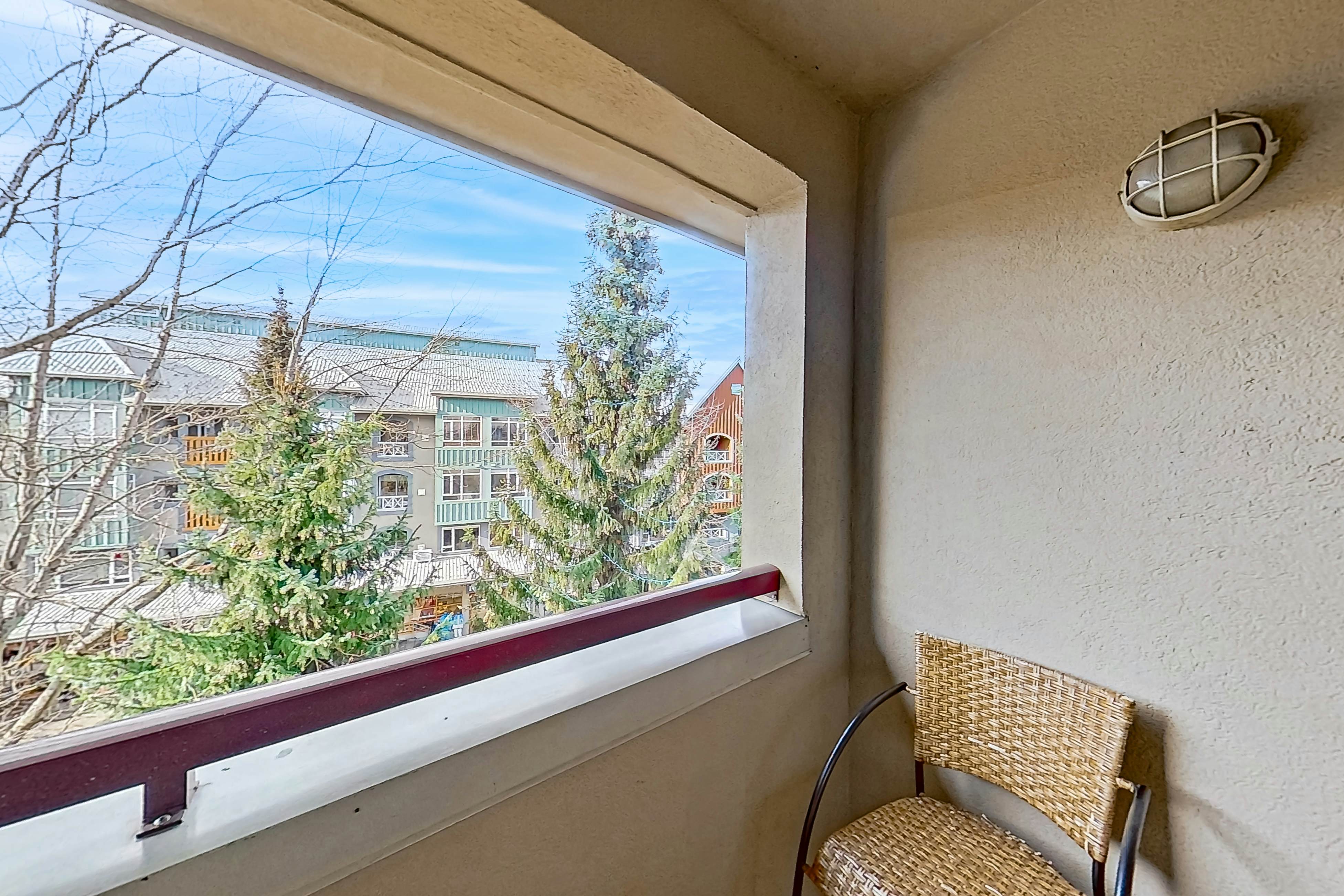 Town Plaza, Unit 427