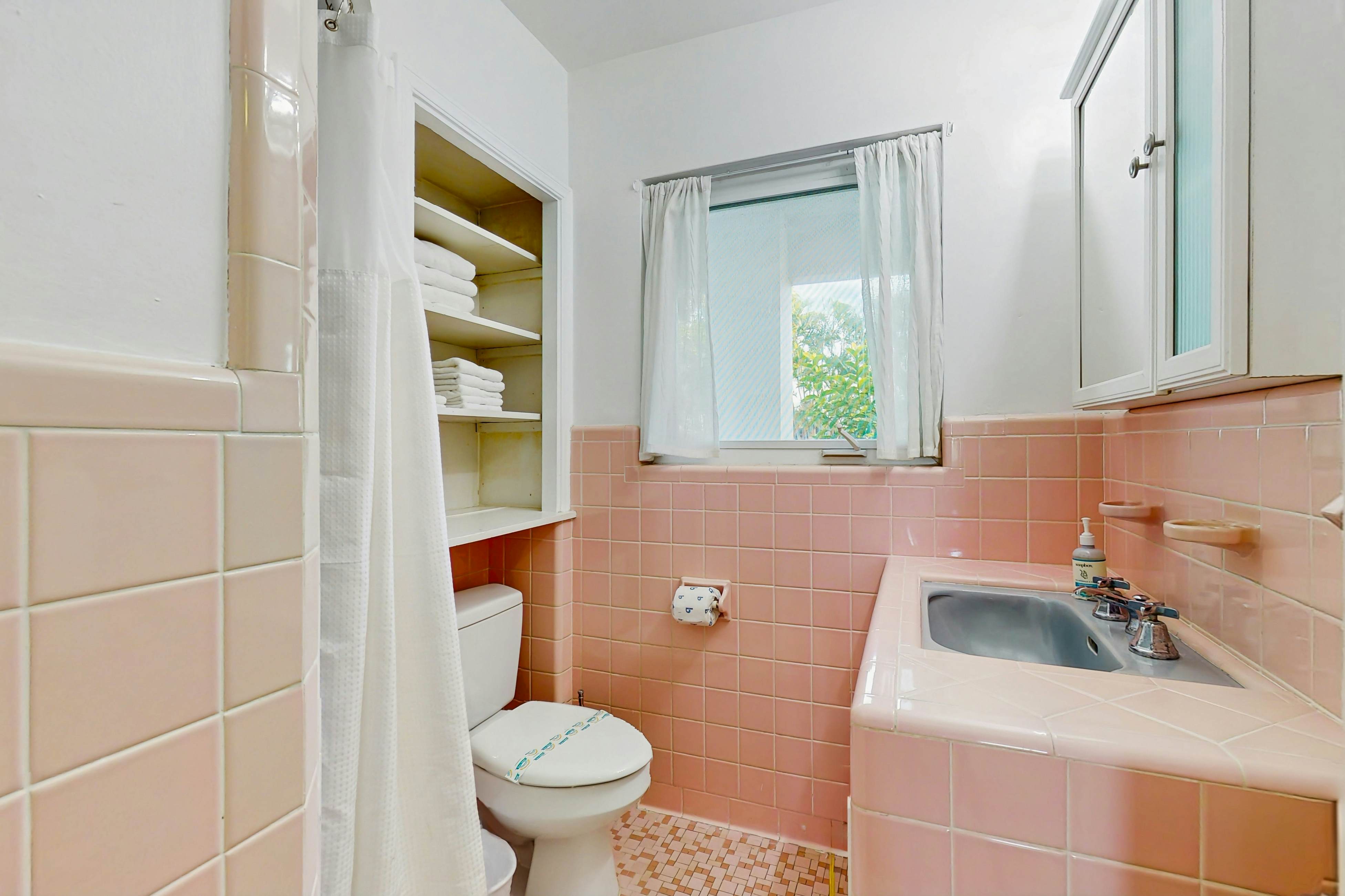 Sunsetter on Sapphire Shores