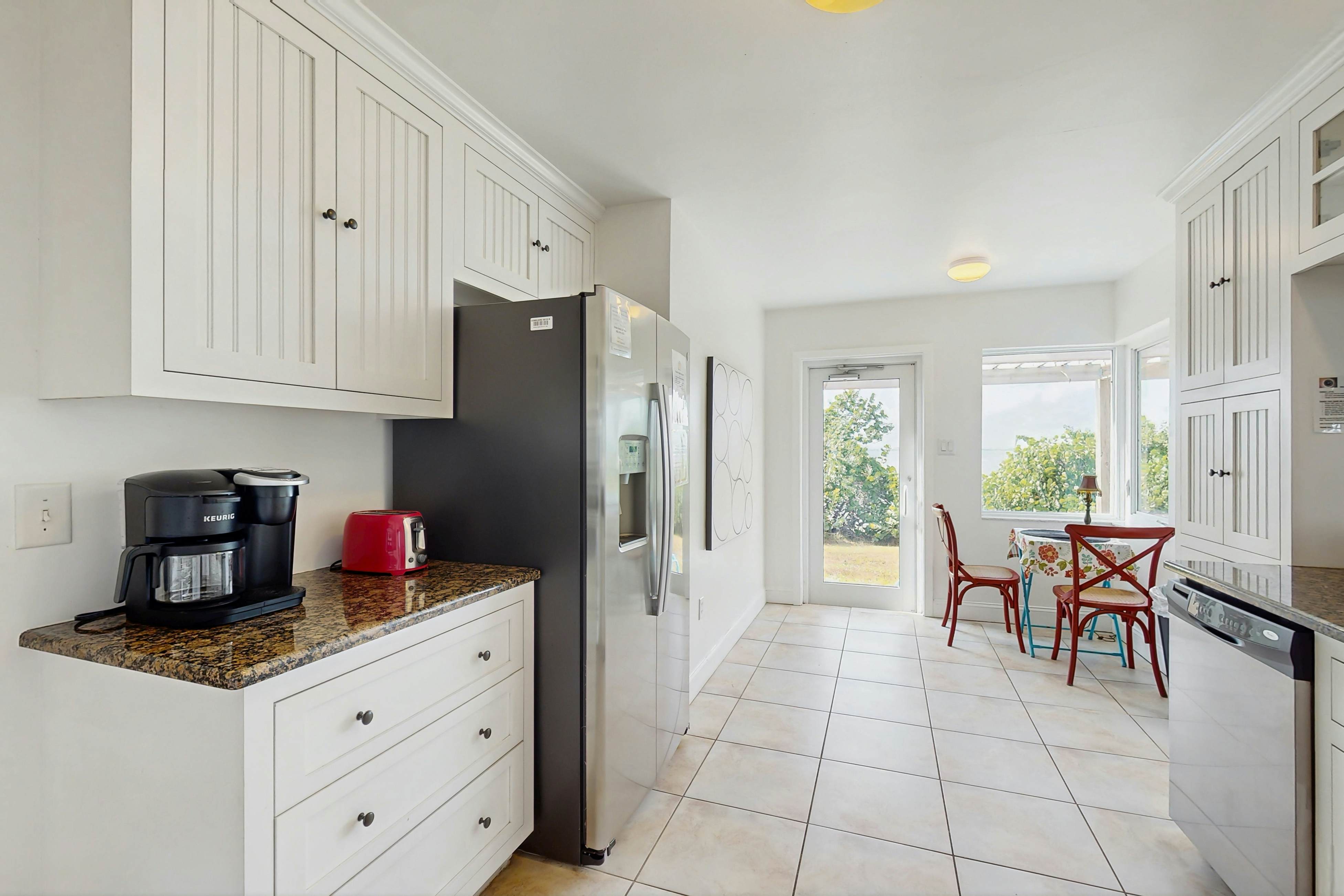 Sunsetter on Sapphire Shores