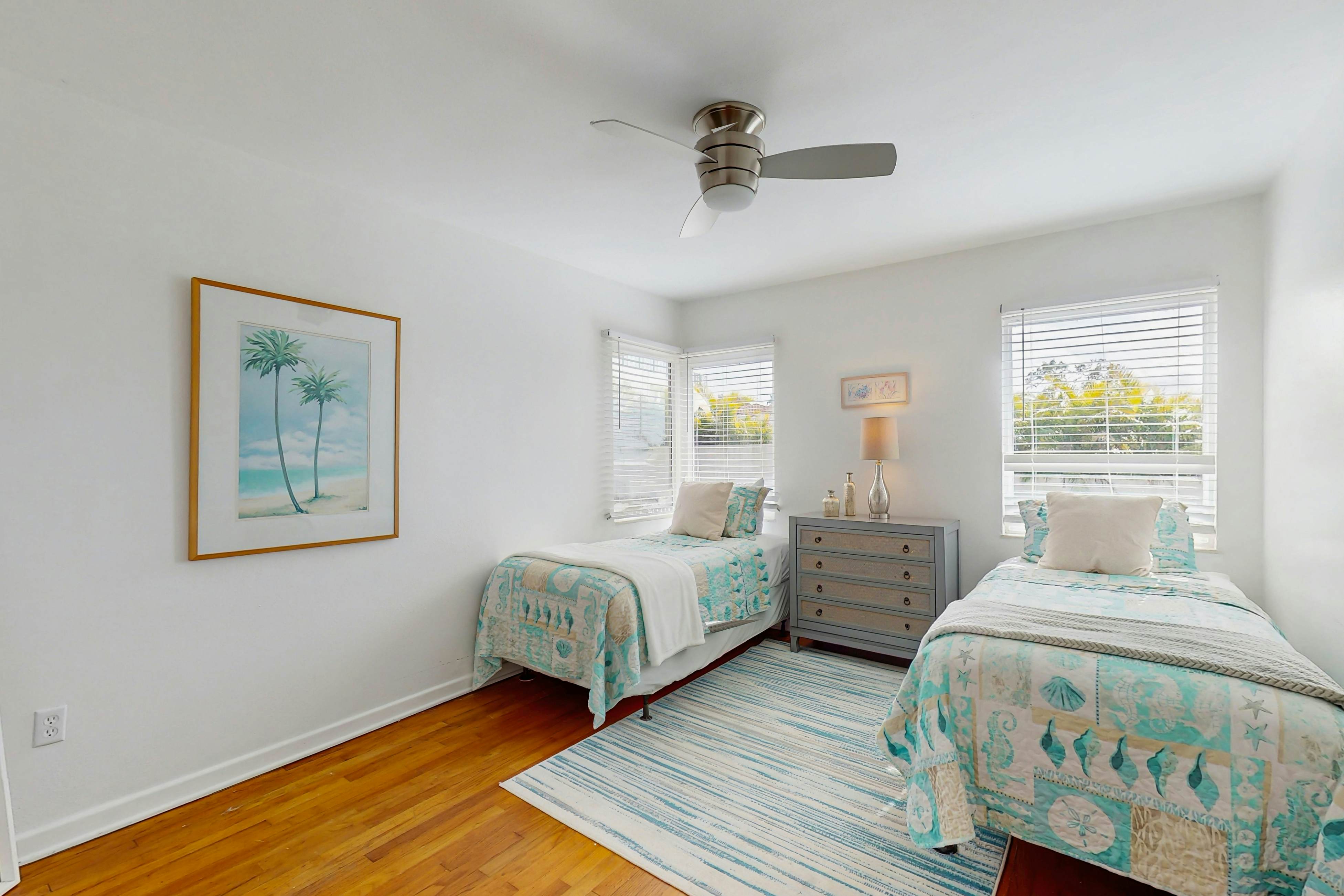 Sunsetter on Sapphire Shores