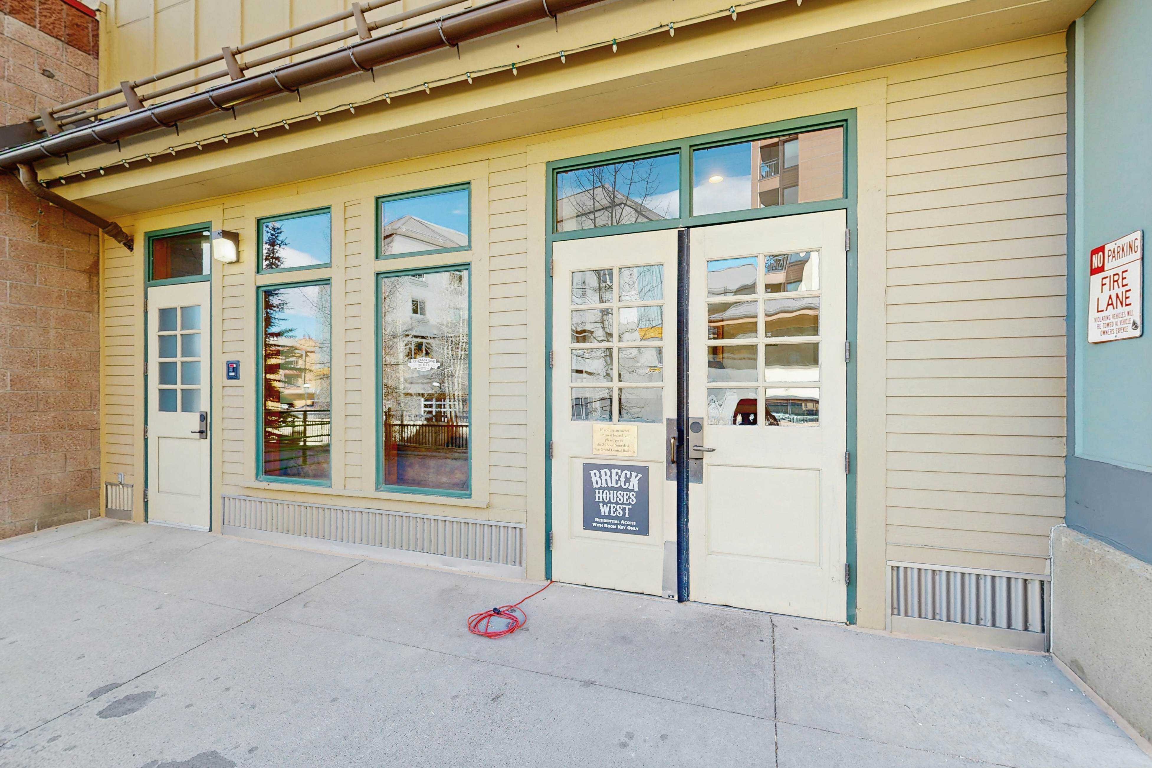 Main Street Station #1313