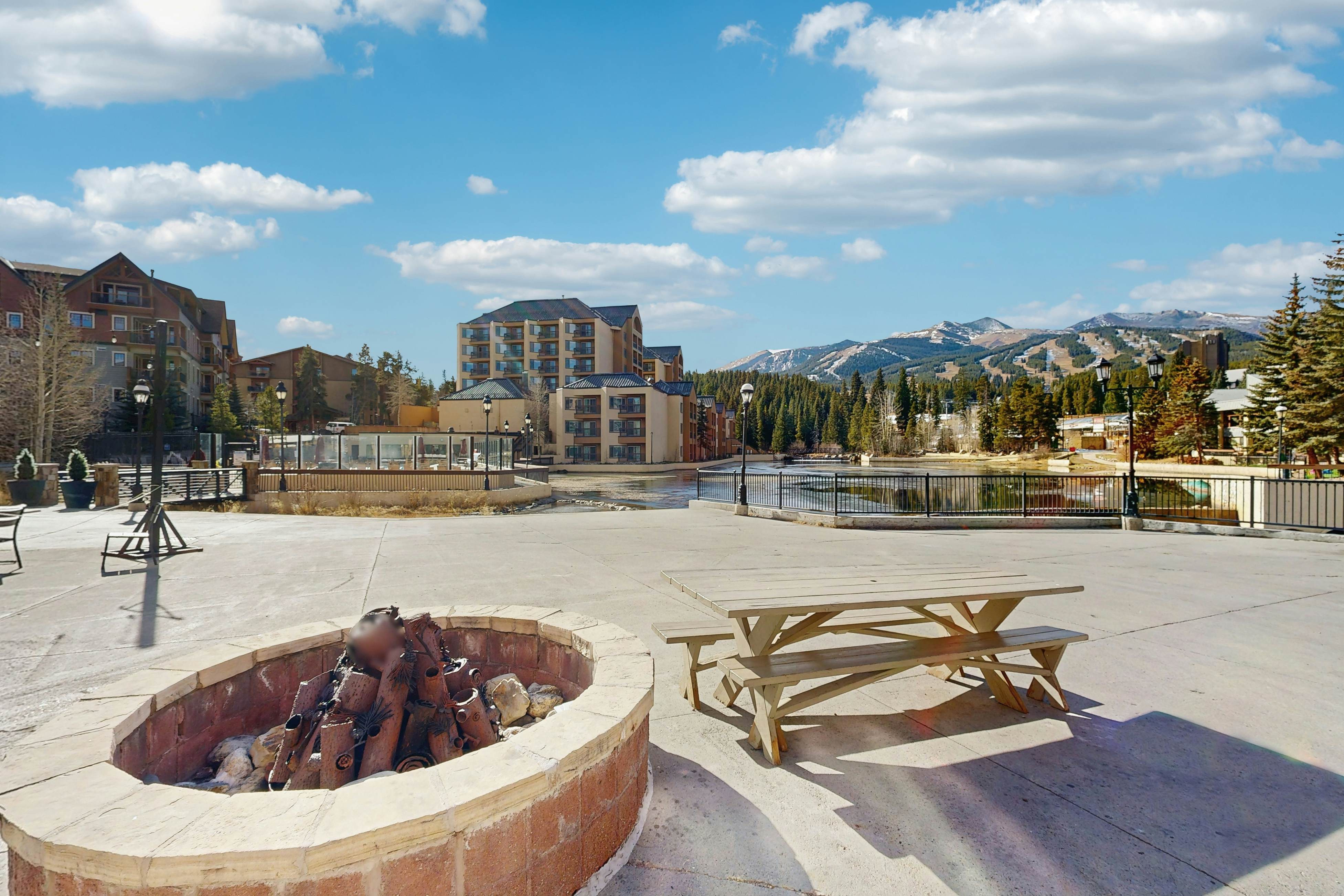 Main Street Station #1313