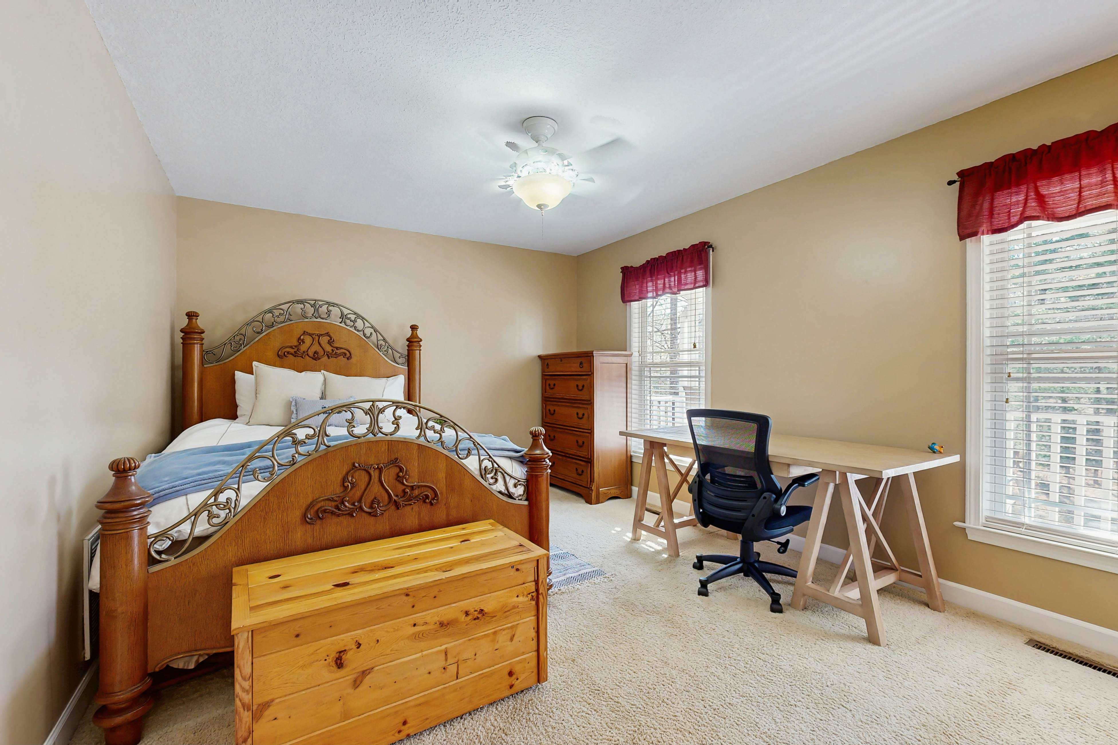 Hendersonville Hideaway