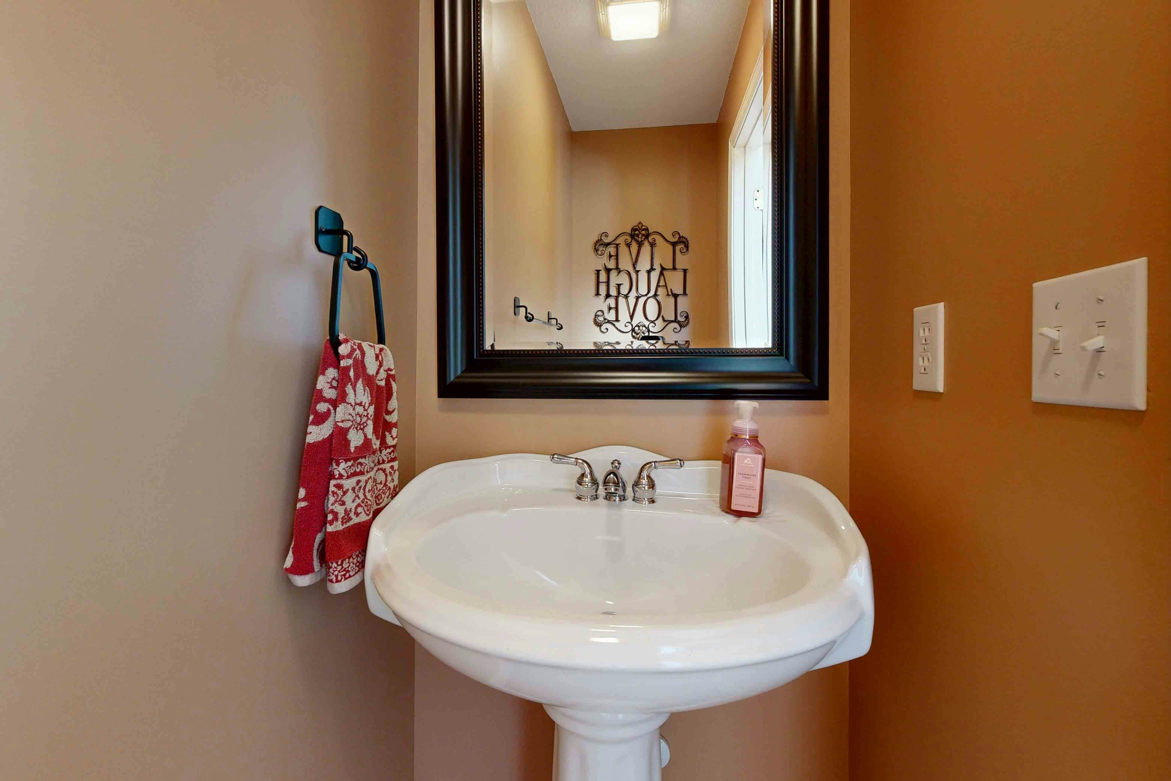 Hendersonville Hideaway