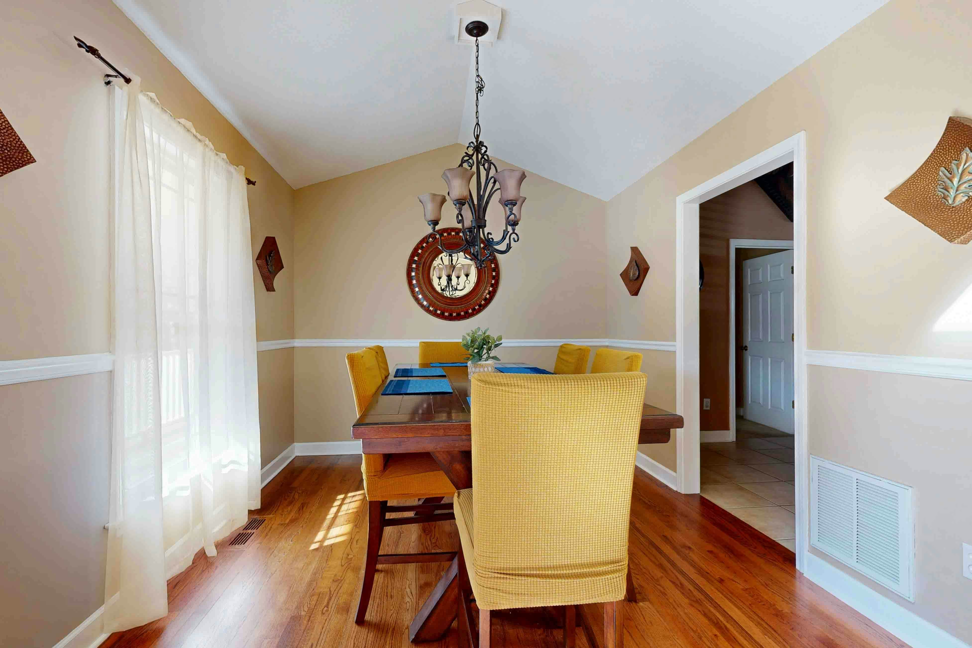 Hendersonville Hideaway