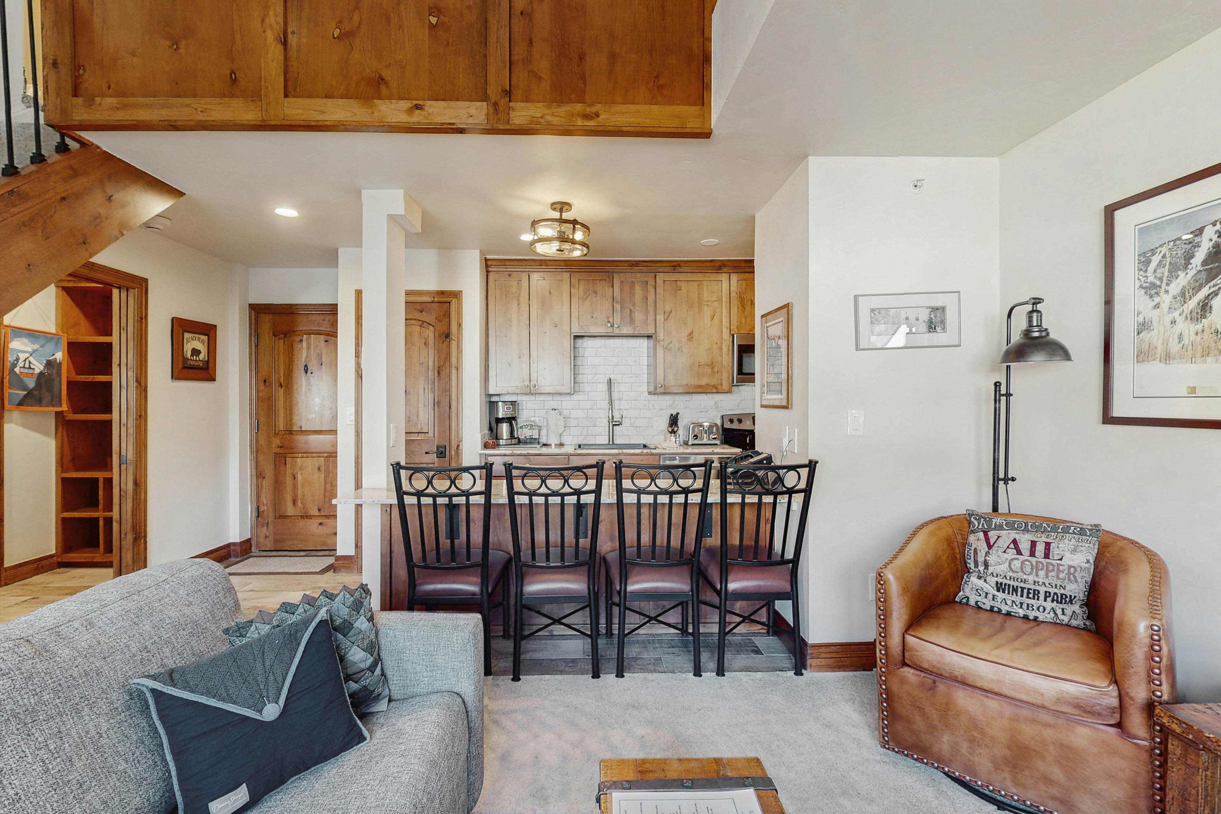 Lion Square Lodge South 556