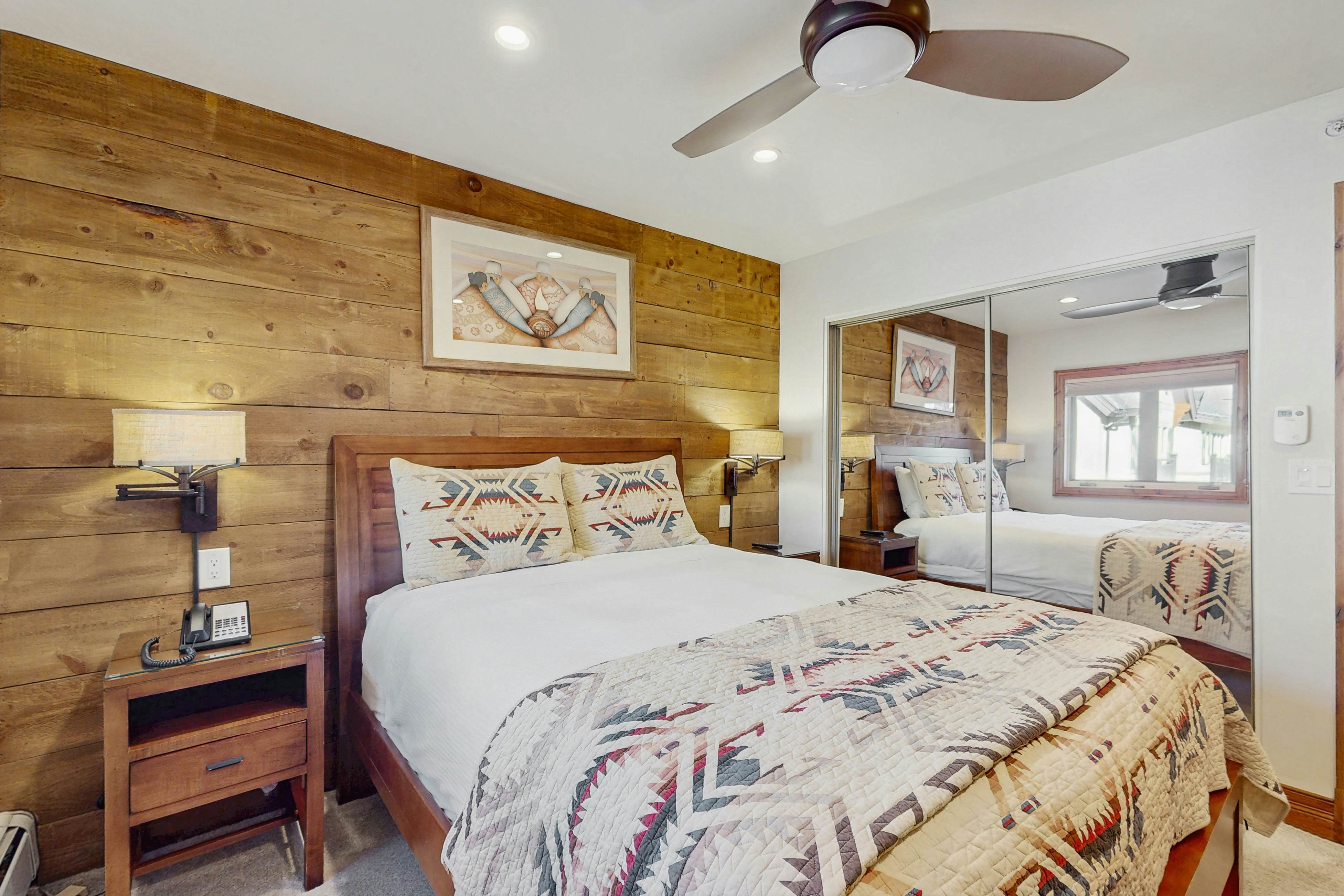 Lion Square Lodge South 556