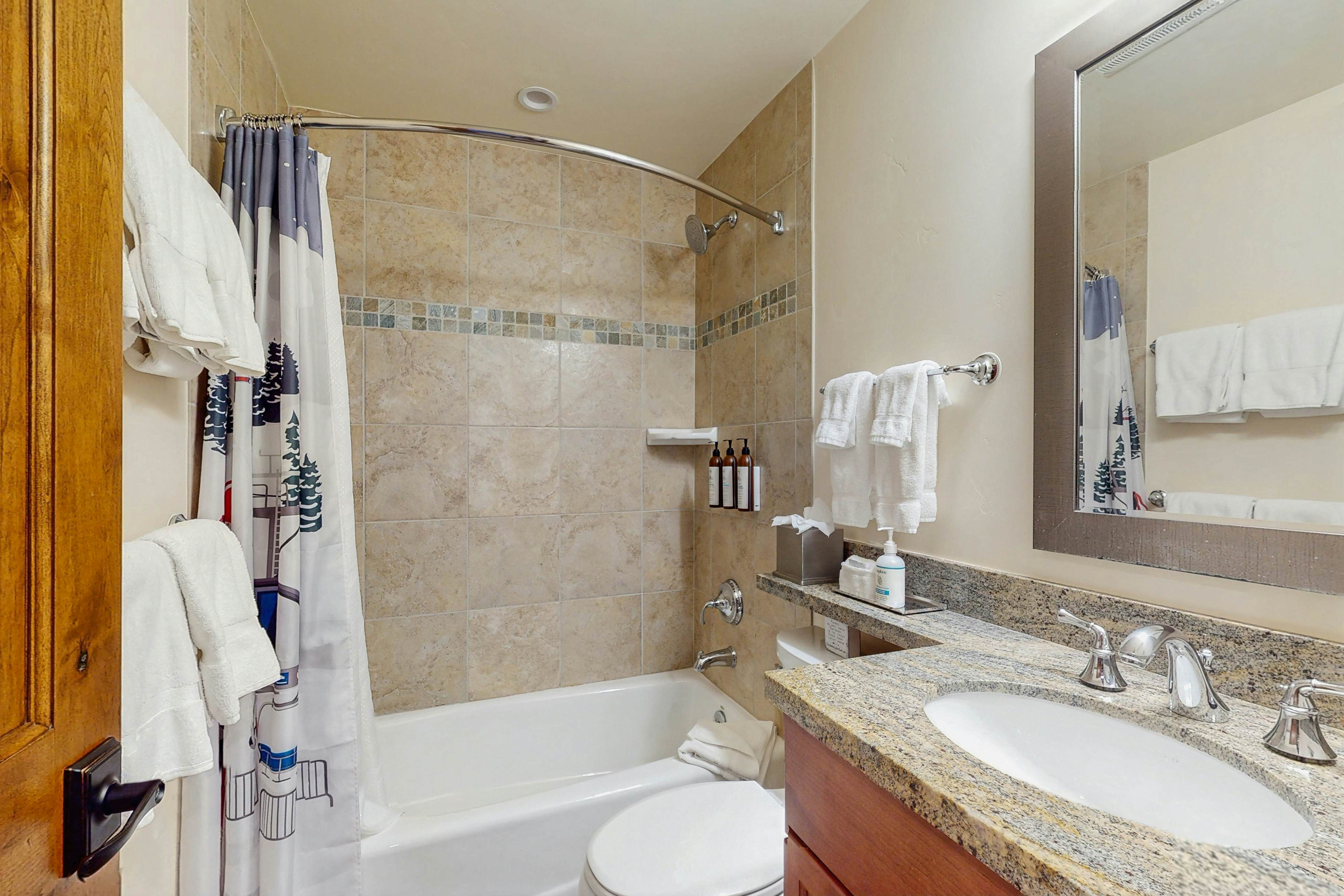 Lion Square Lodge South 556