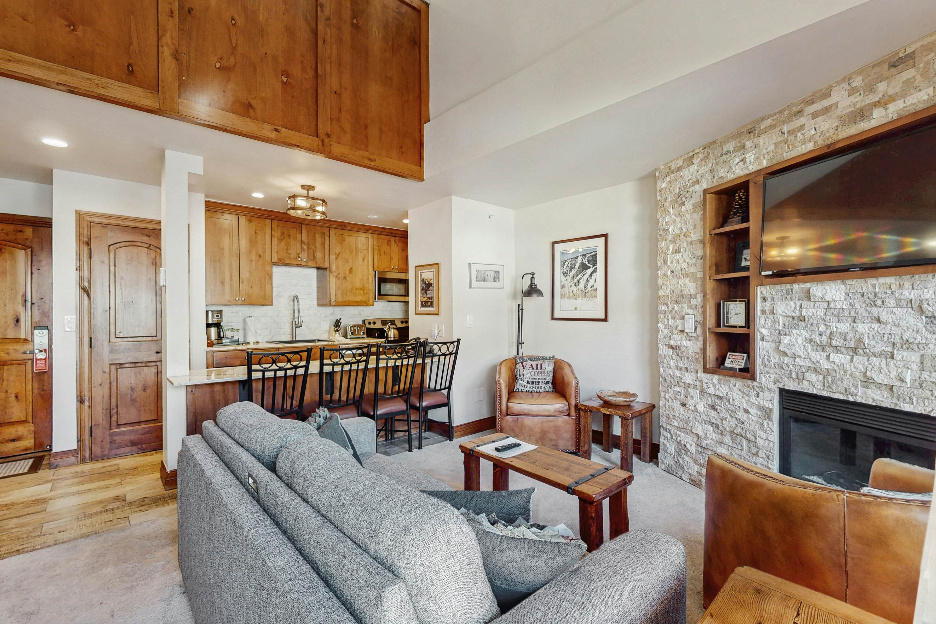 Lion Square Lodge South 556