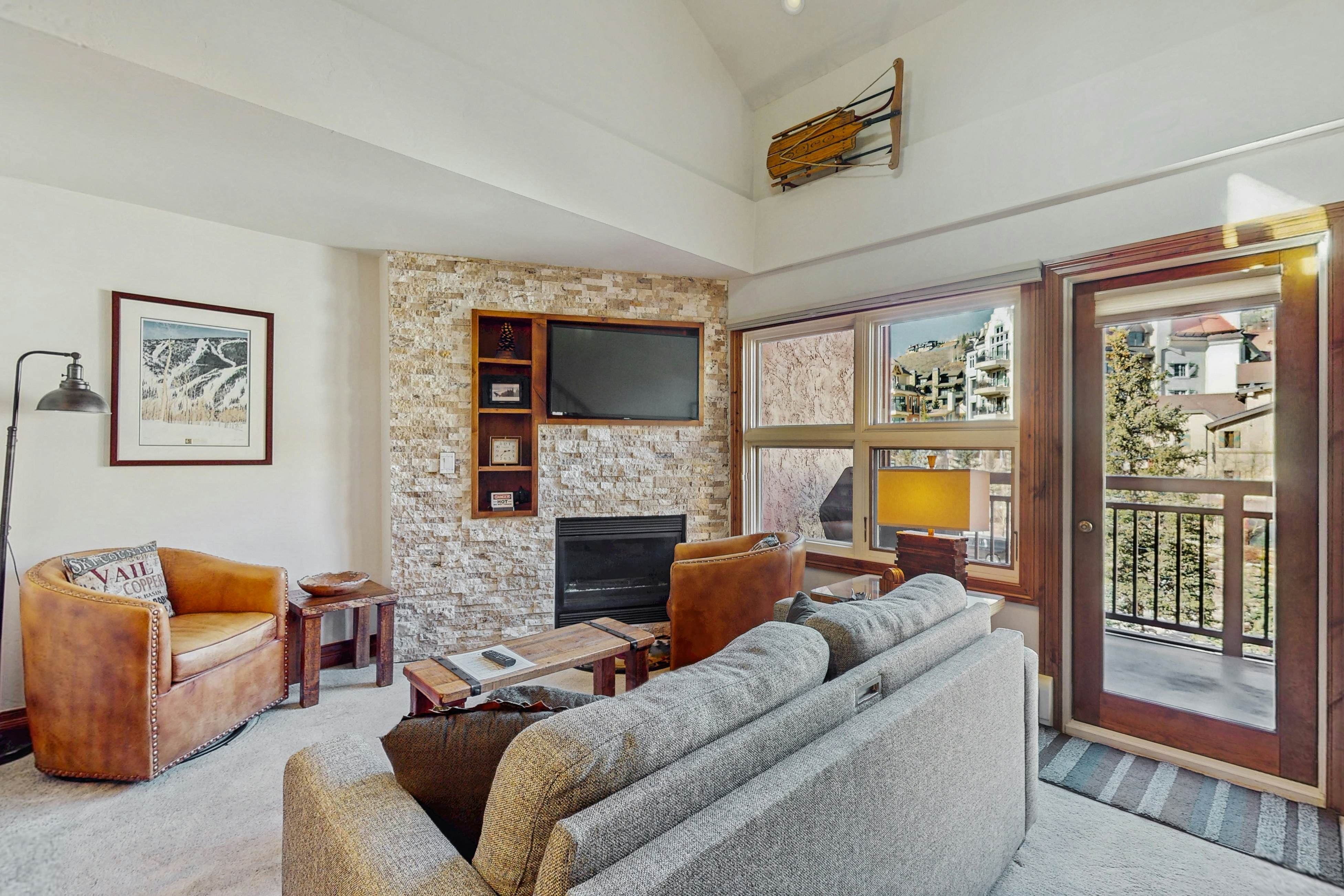 Lion Square Lodge South 556