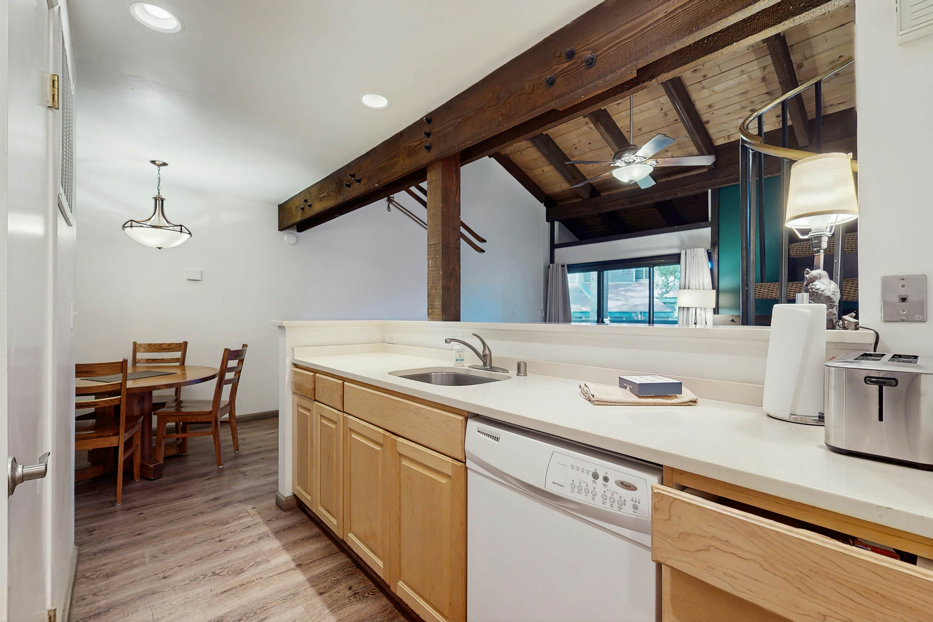 Lakeland Village 520