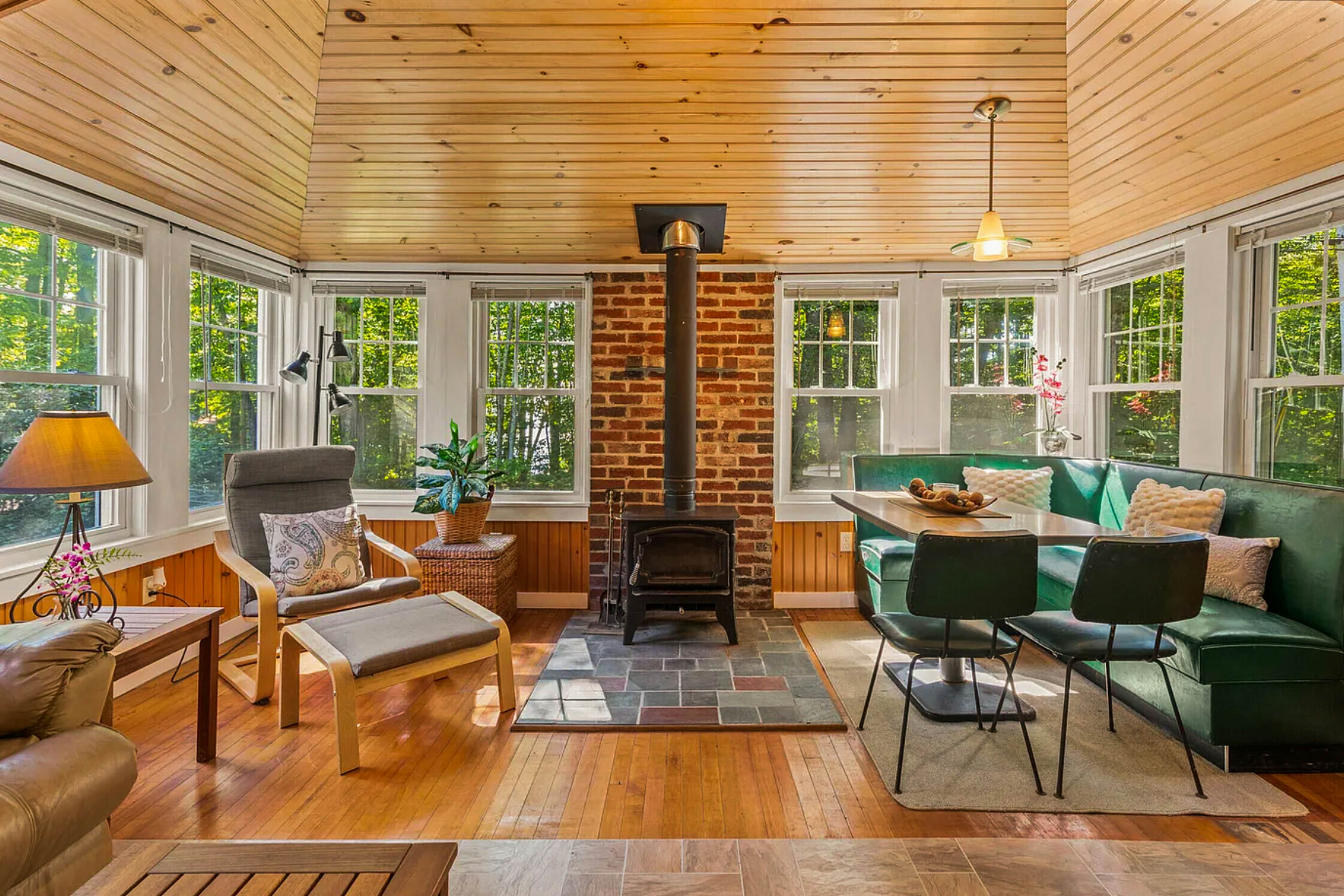 Sebago Shores Cottage