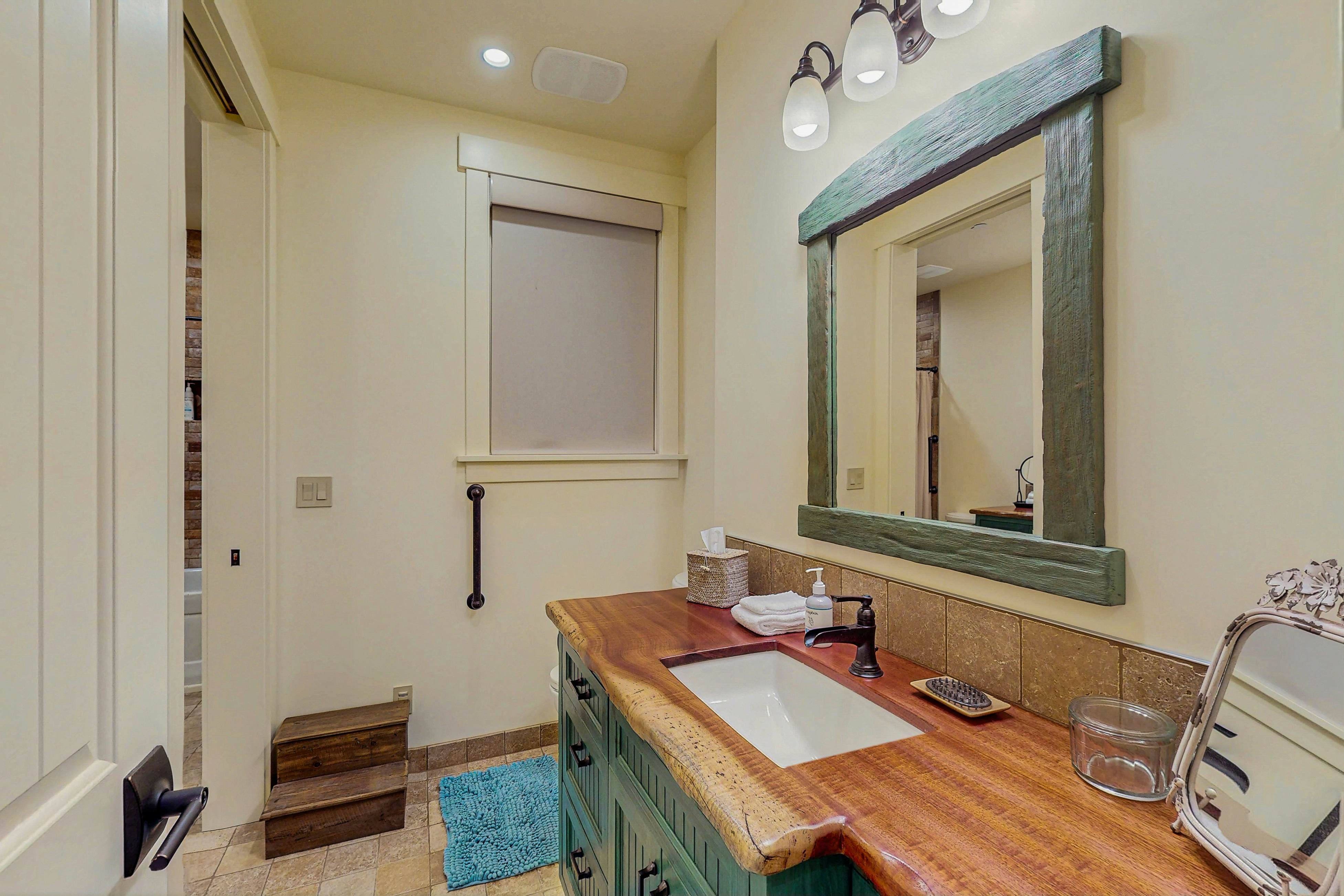 Hidden Cove Hideaway 