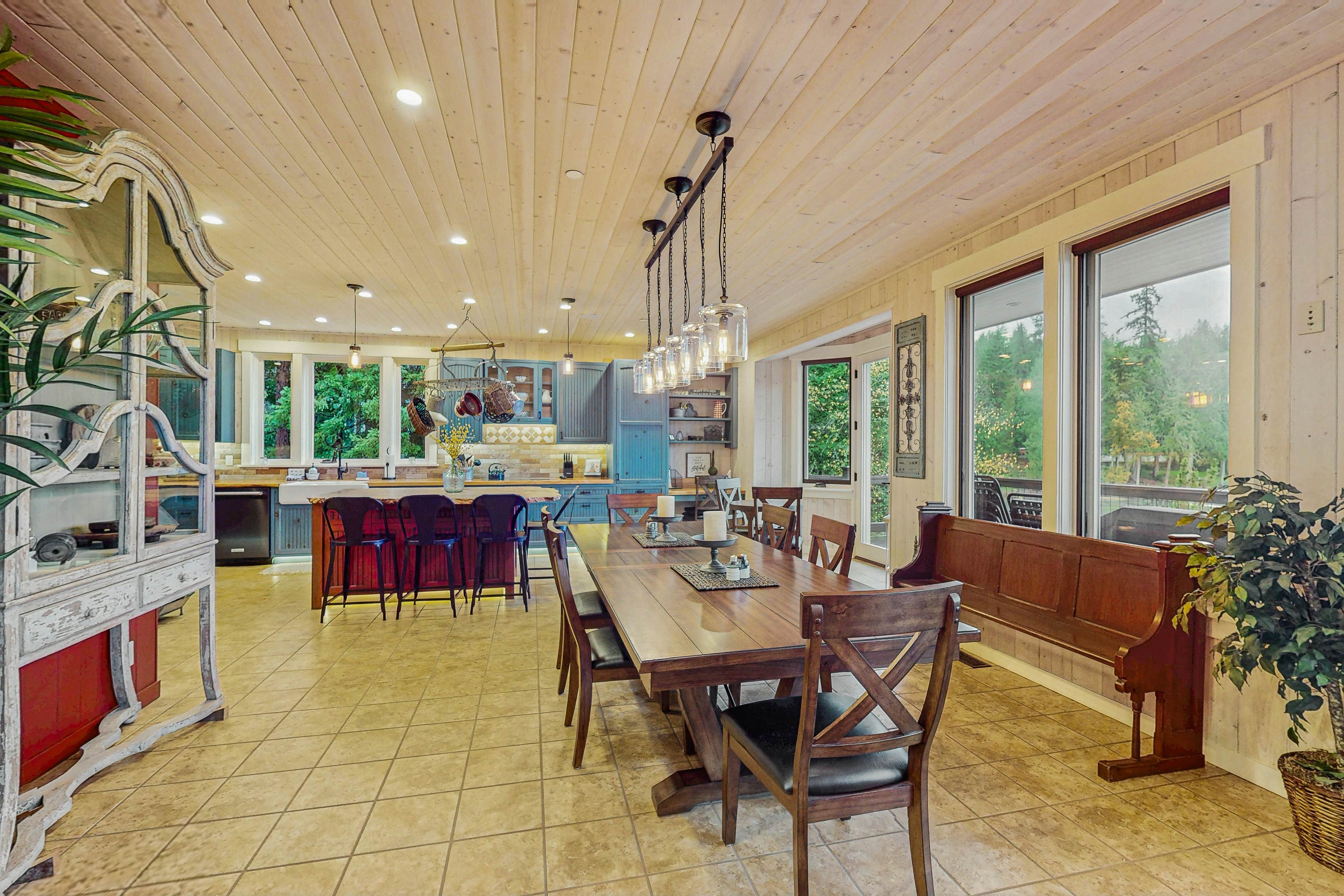 Hidden Cove Hideaway 