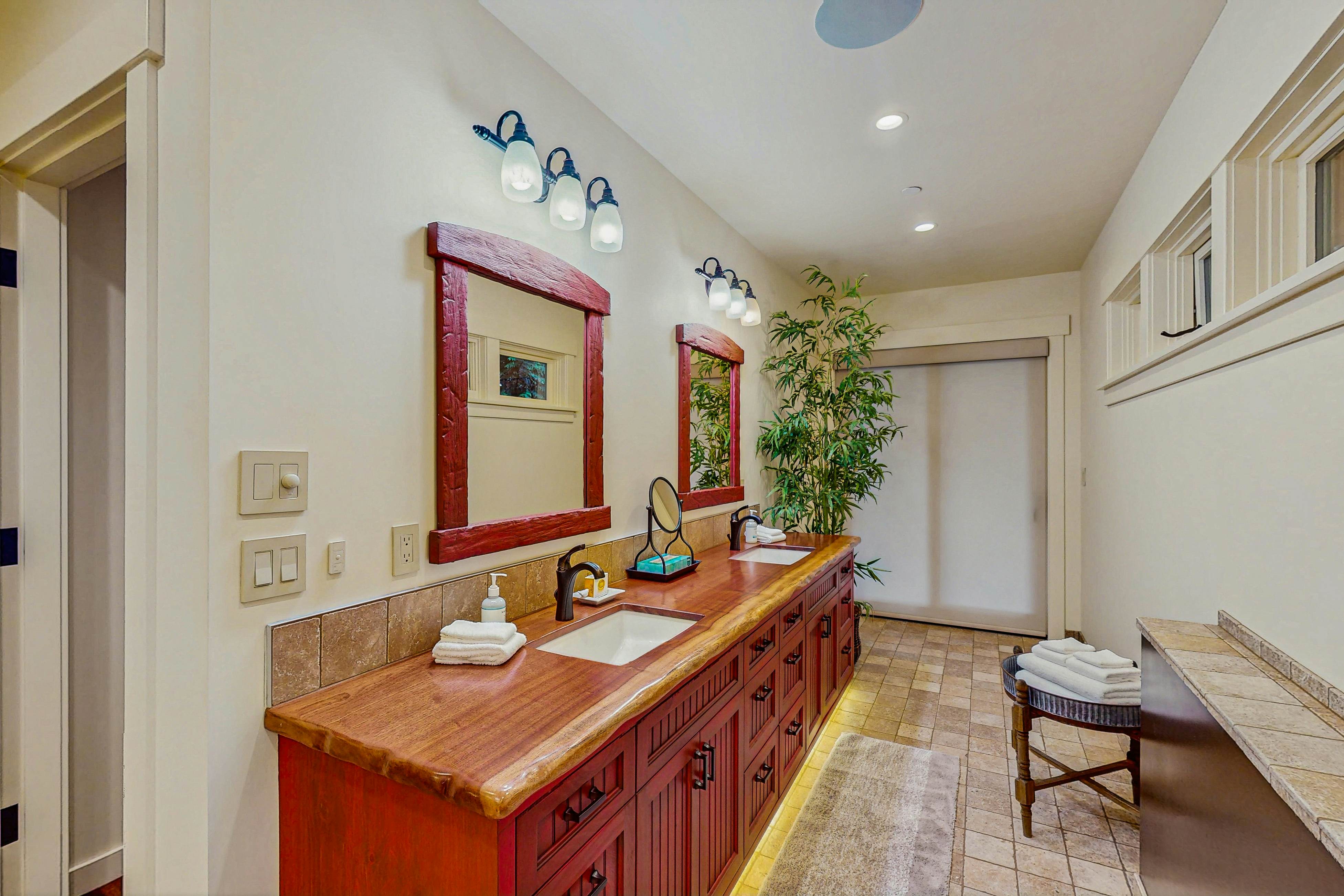 Hidden Cove Hideaway 