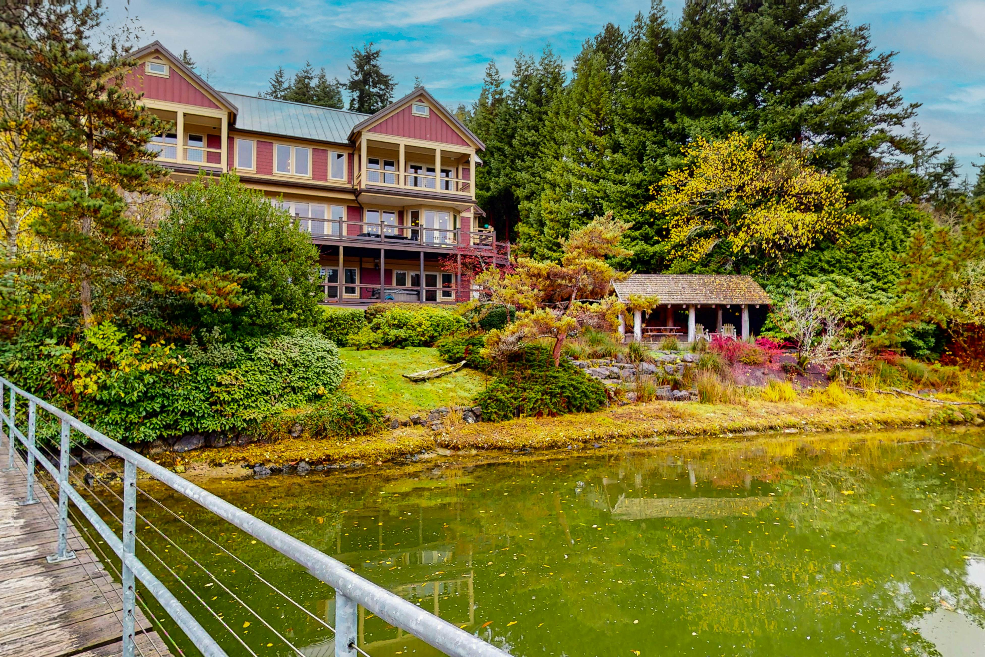 Hidden Cove Hideaway 