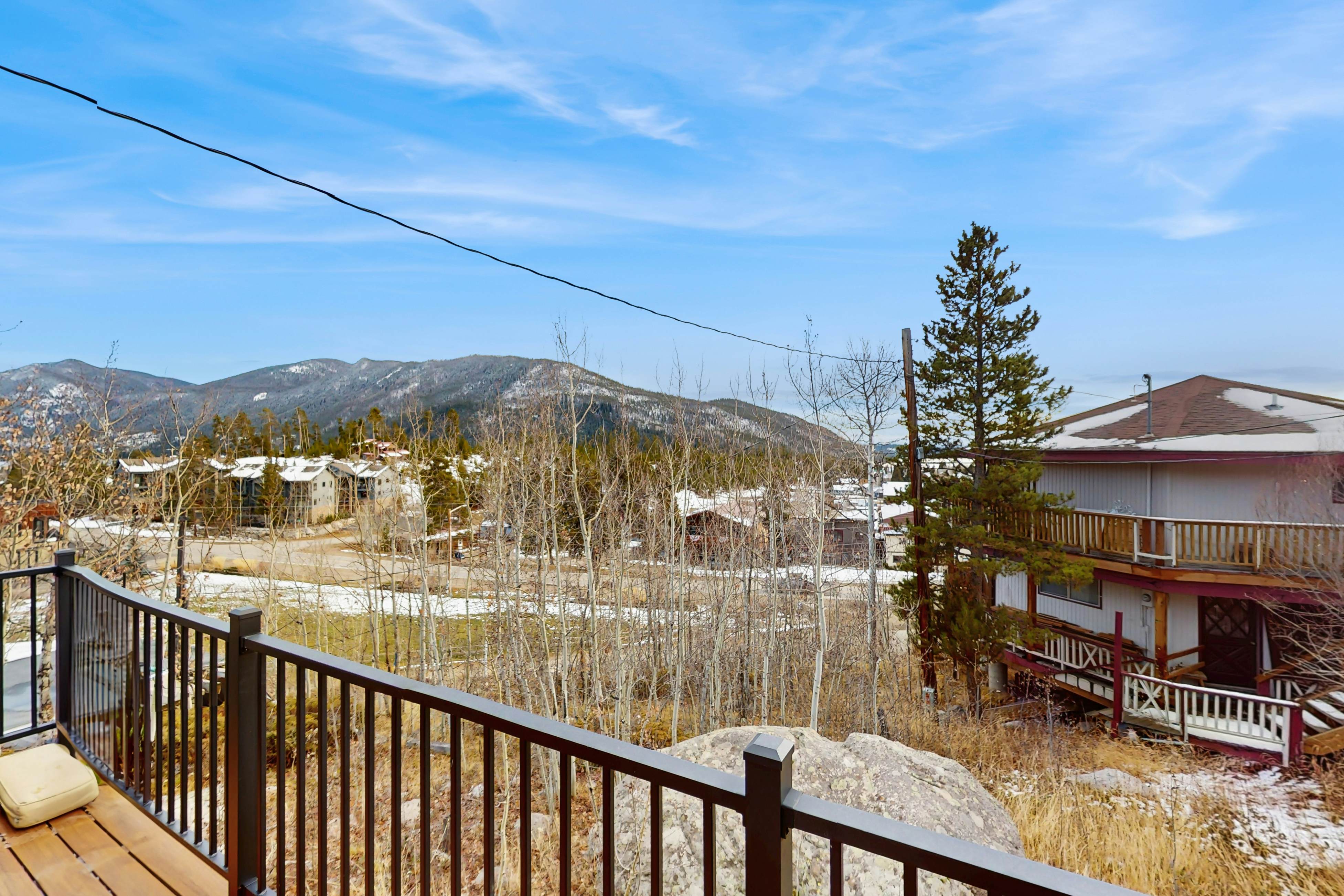 The Golden Moose Chalet