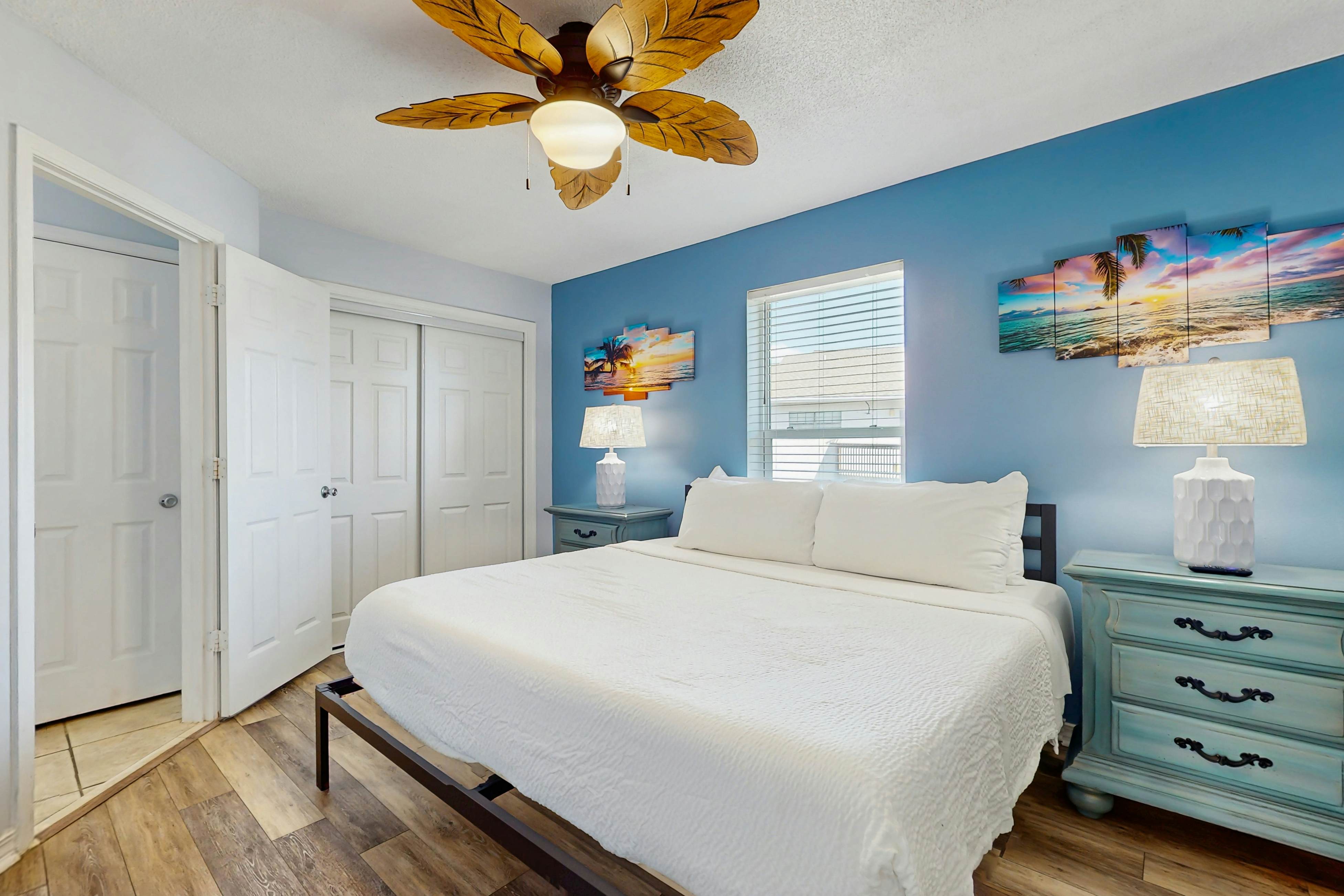 Gulf Island Condo 523