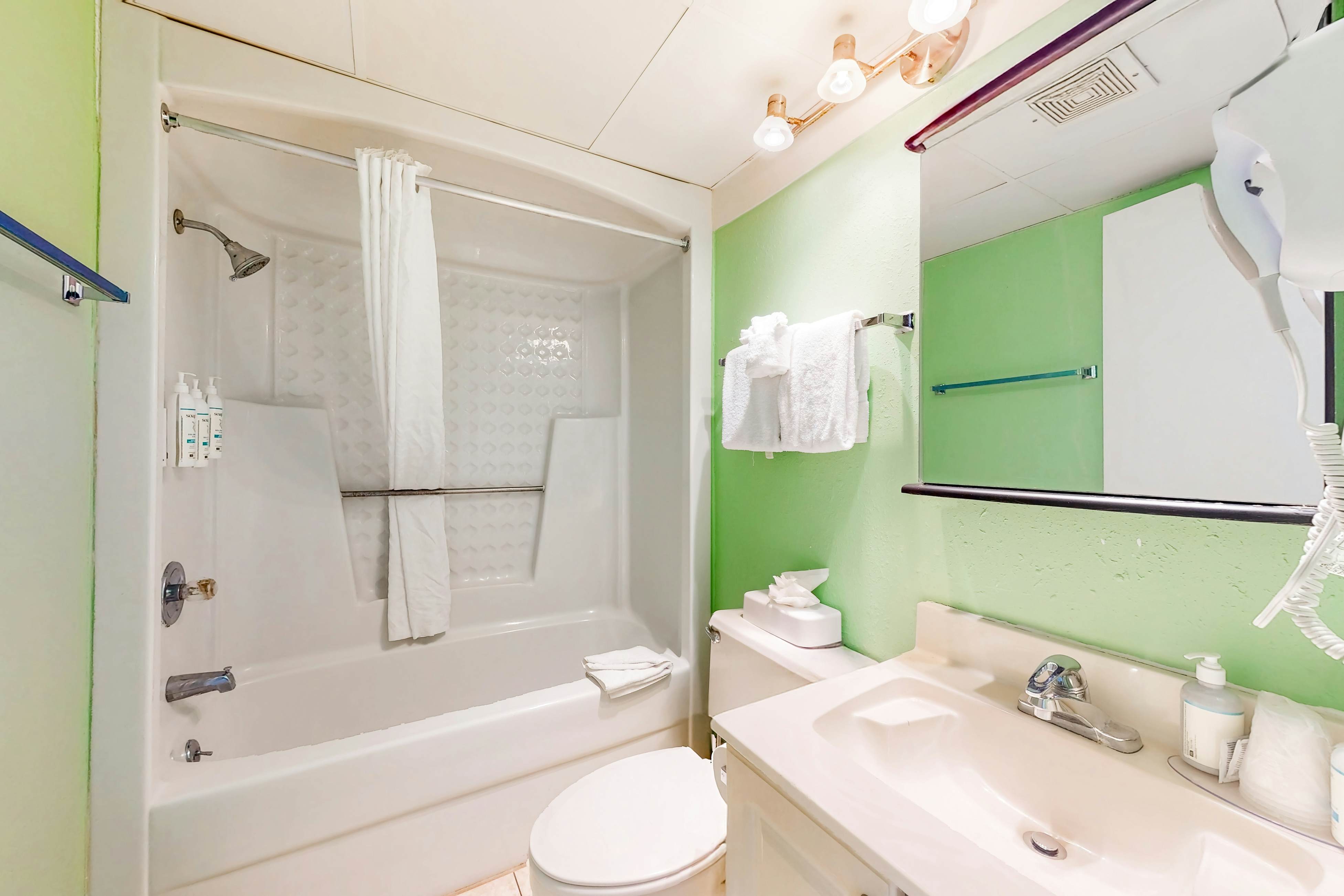 The Patricia Grand 0524