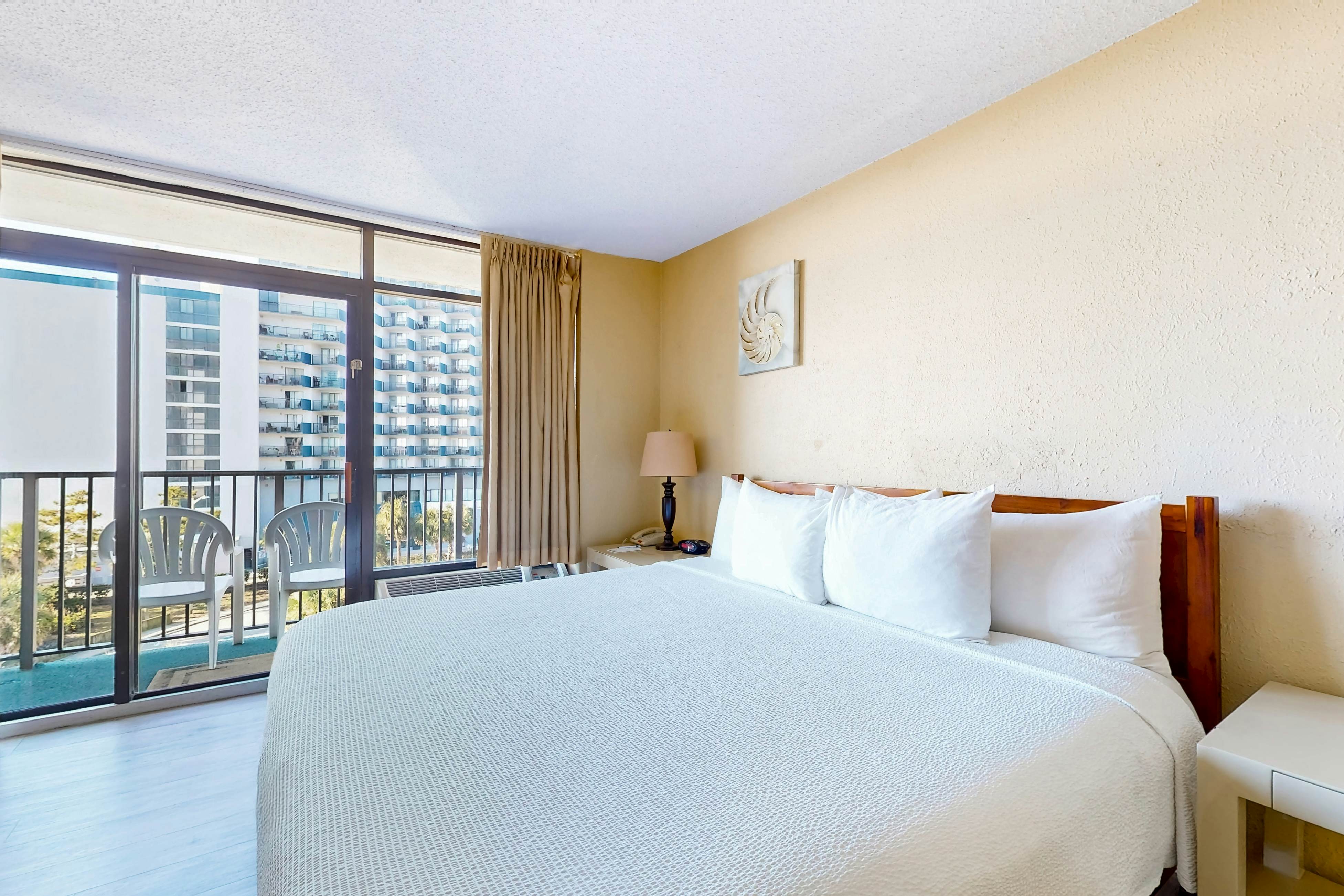 The Patricia Grand 0524