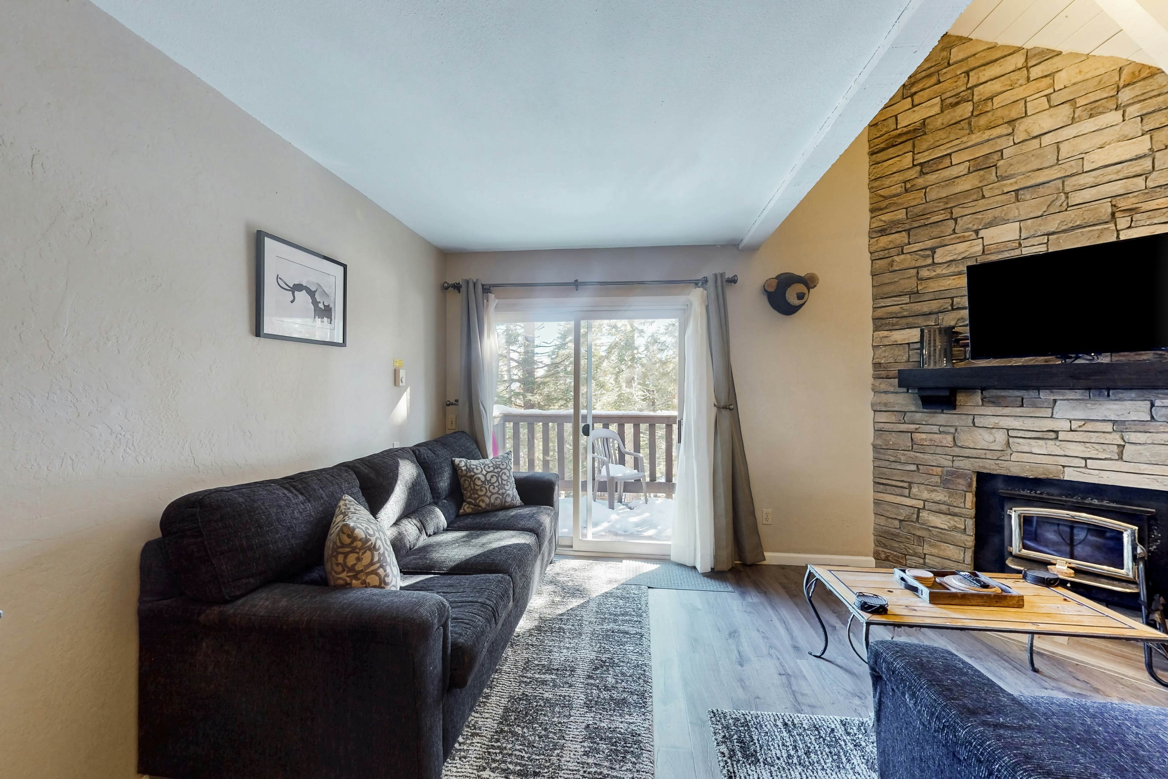 Mammoth View Villas 24