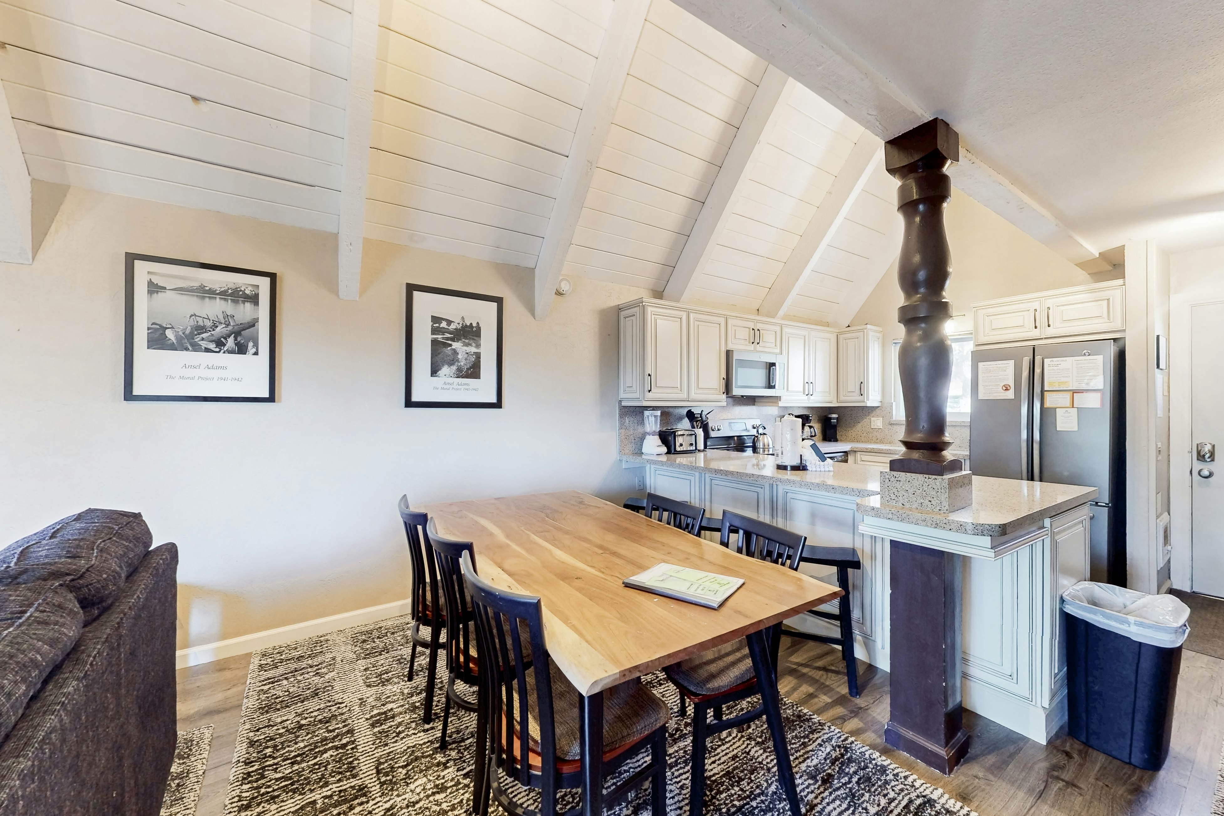 Mammoth View Villas 24